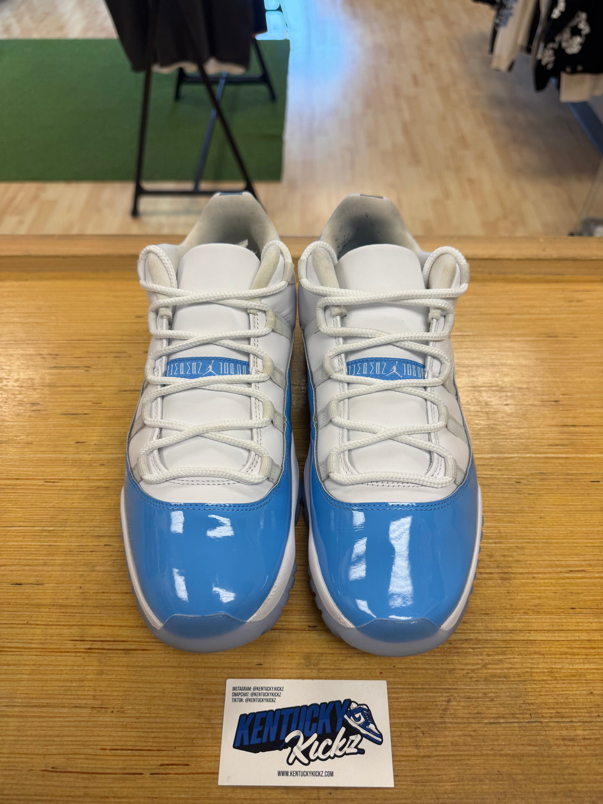 Jordan 11 Retro Low “University Blue” 2026 (Sz 12)