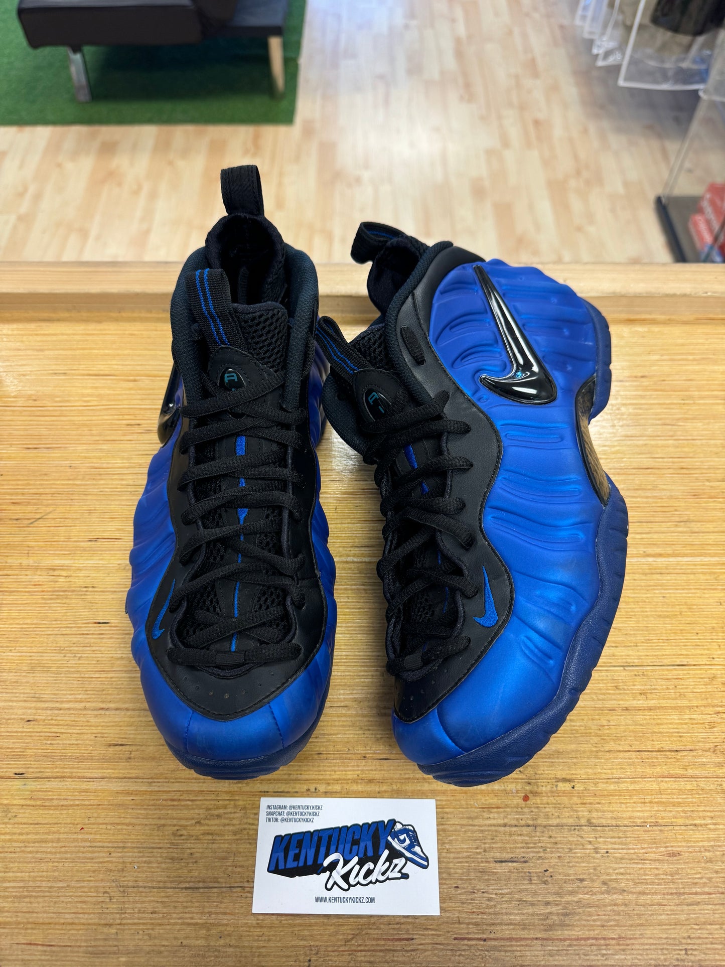 Air Foamposite Pro “Hyper Cobalt” (Sz 11)