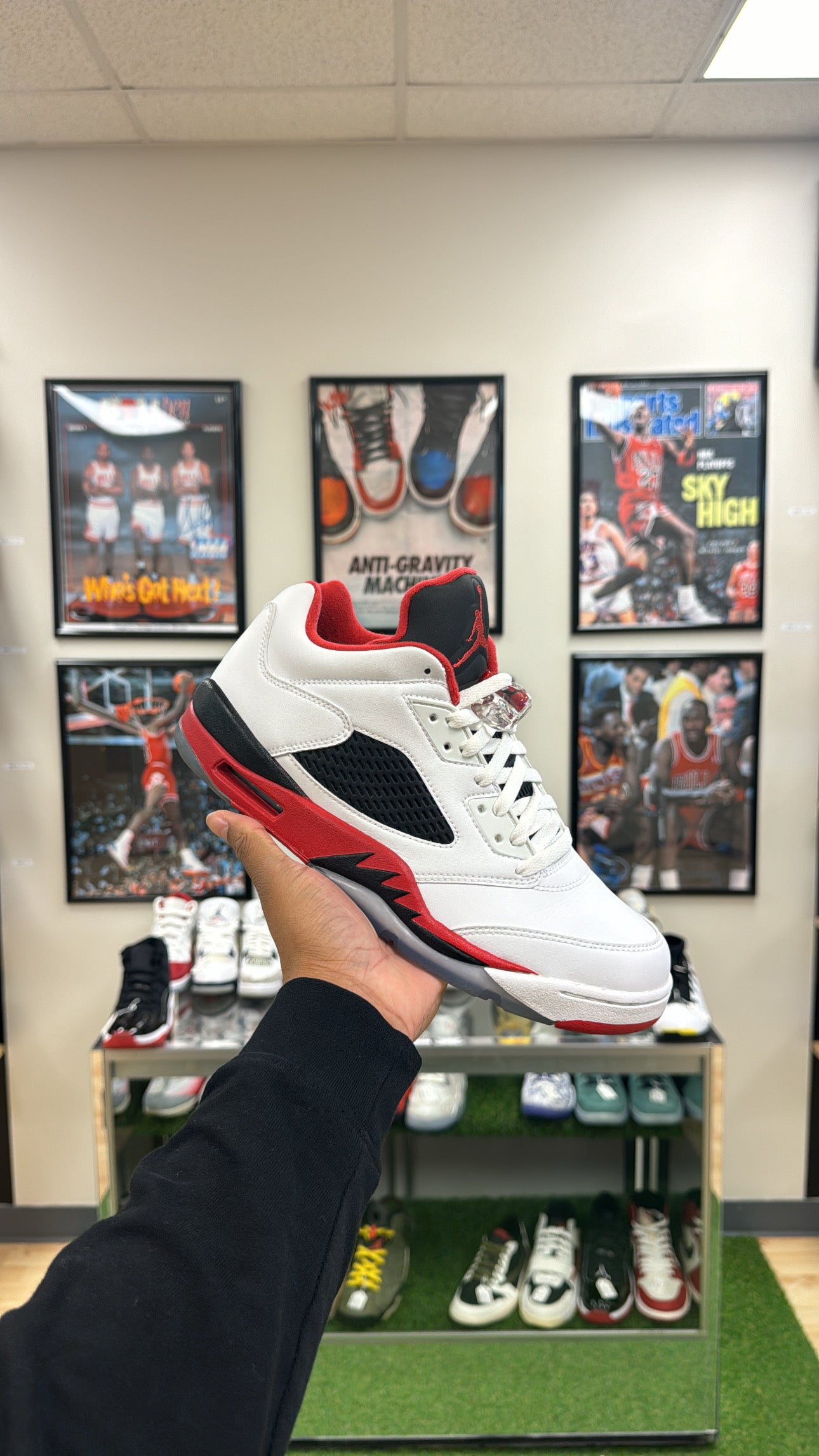 Jordan 5 Low “Fire Red” 2016 (Sz 9.5)