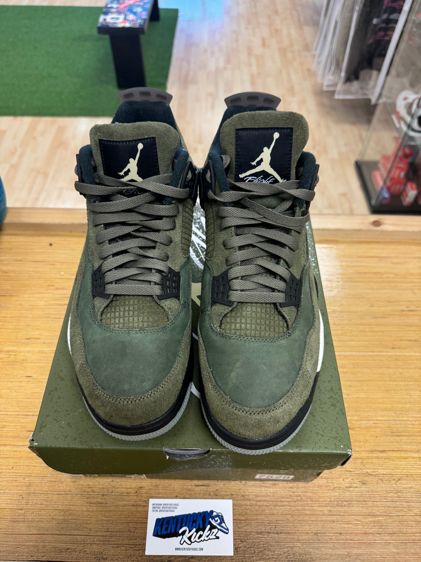 Jordan 4 Retro “Craft Olive” (Sz 13) (USED 1x)