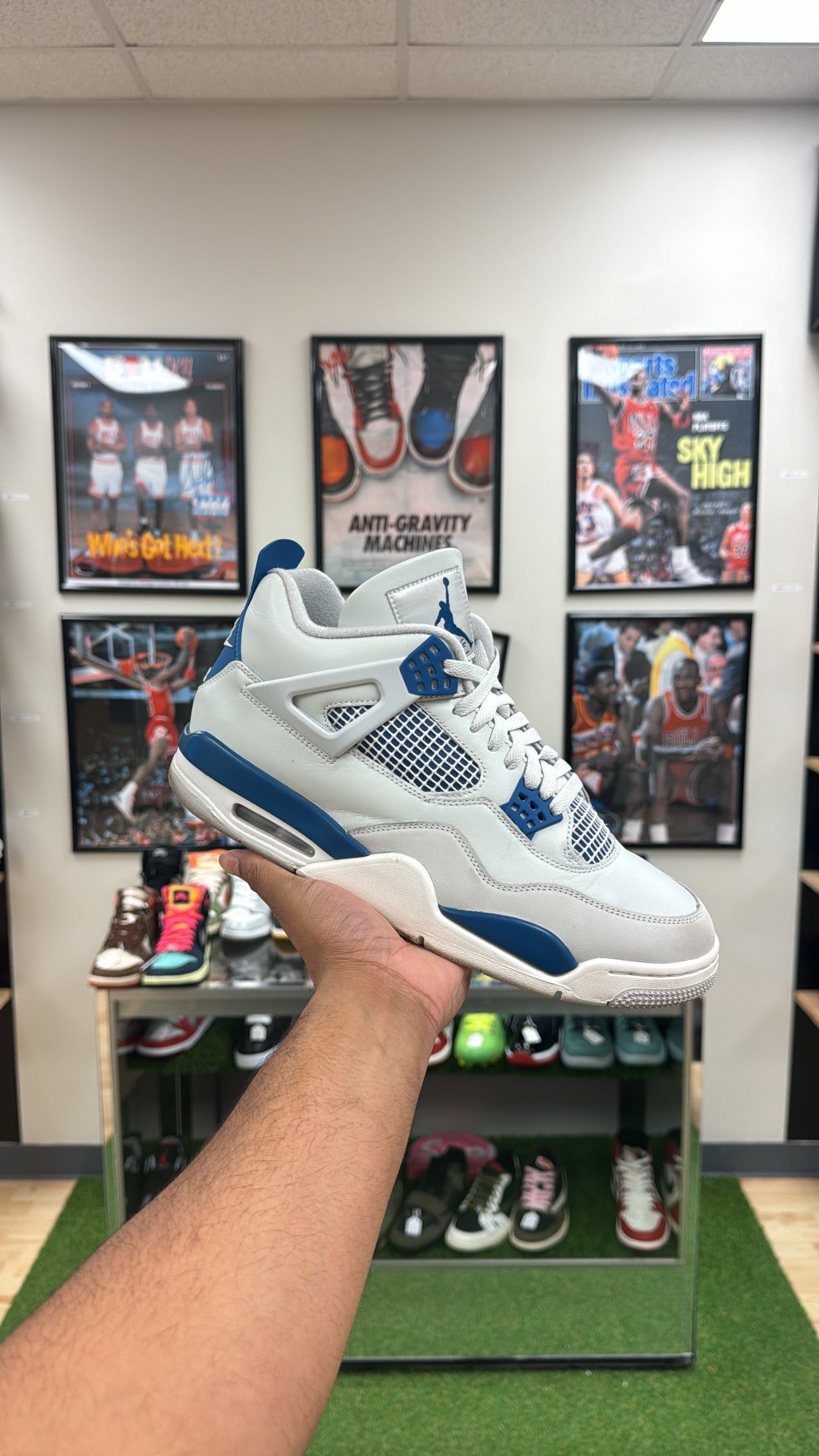 Jordan 4 Retro “Military Blue” (Sz 12)