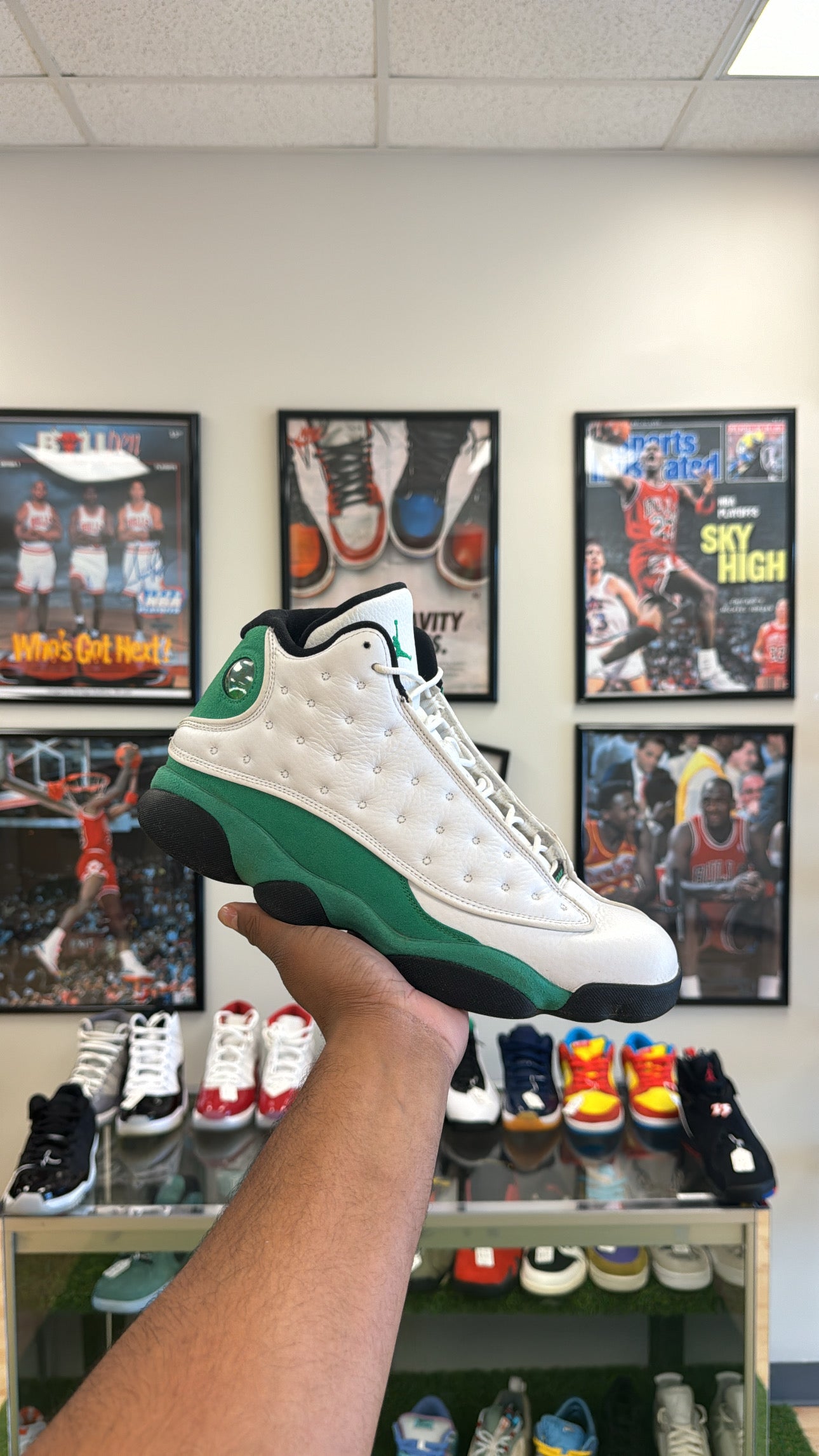 Jordan 13 Retro “White Lucky Green” (Sz 11) (USED)