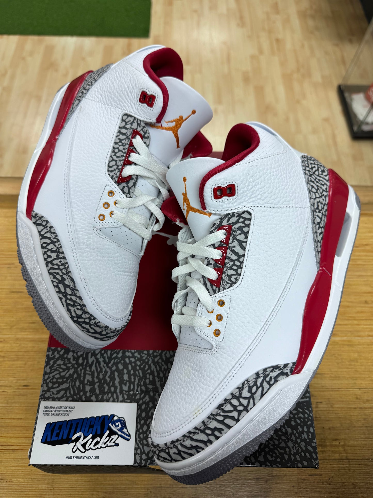 Jordan 3 Retro “Cardinal Red” (Sz 12)