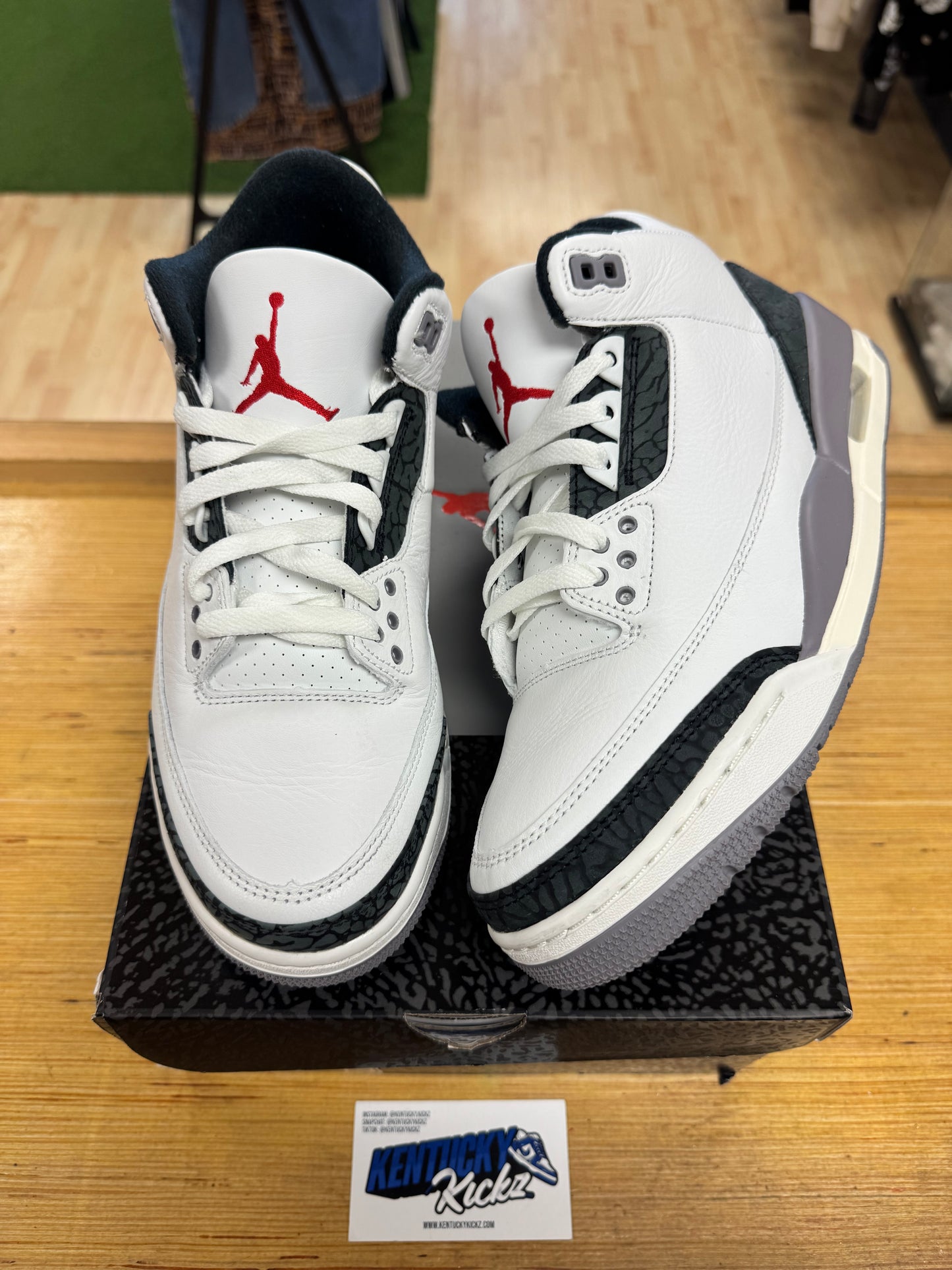 Jordan 3 “Cement Grey” (Sz 9)