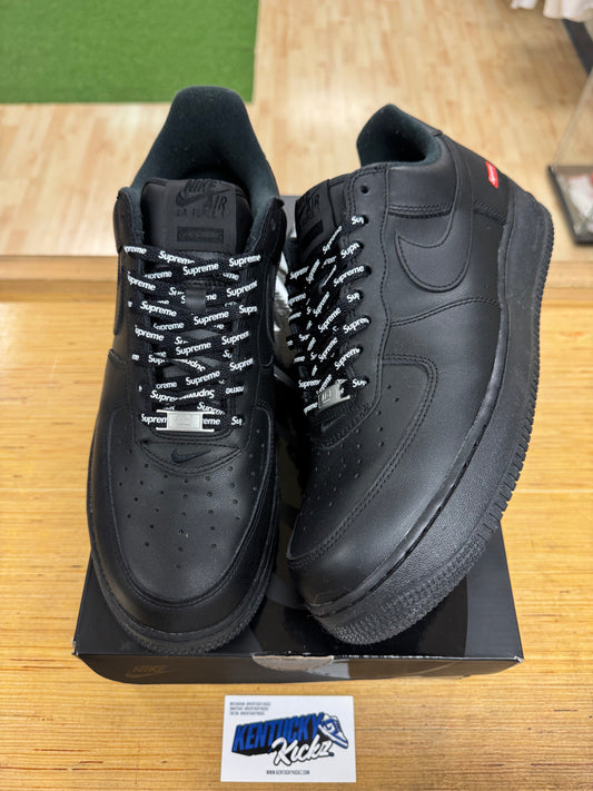 Air Force 1 “Supreme Black”