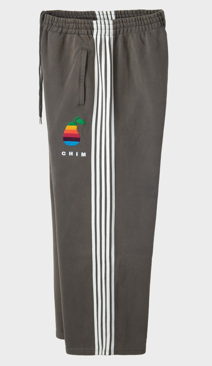“HMDD” PEAR TECH SWEATS