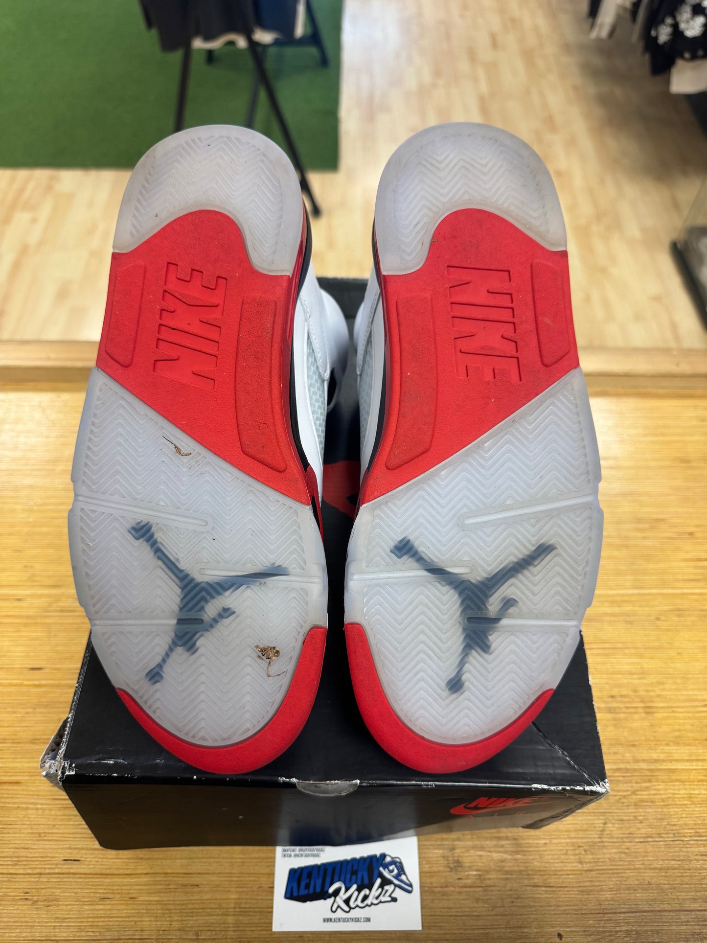 Jordan 5 Retro “Fire Red Black Tongue” 2025 (Sz 11)