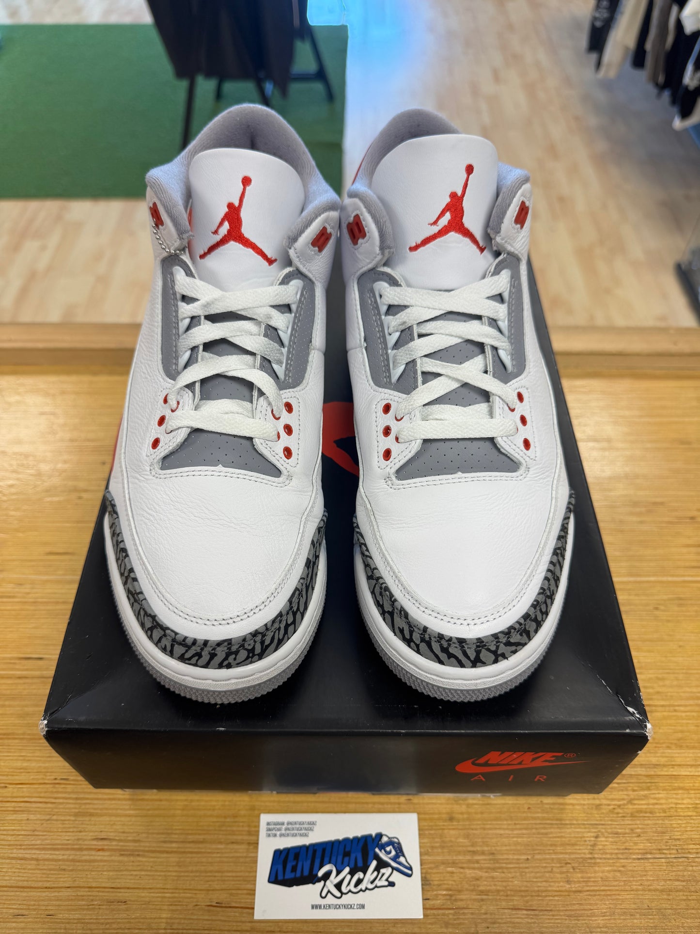 Jordan 3 Retro “Fire Red” 2022 (Sz 10.5)