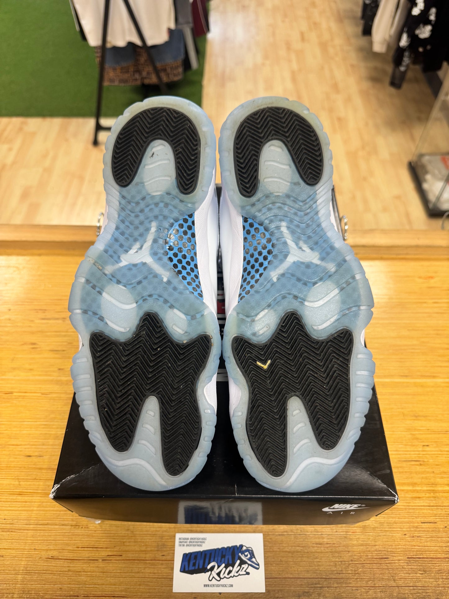 Jordan 11 Retro “Legend Blue” 2024 (Sz 12)