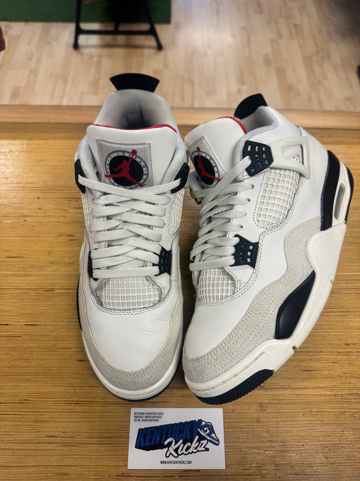 Jordan 4 Retro “Flight Club” (Sz 10.5)