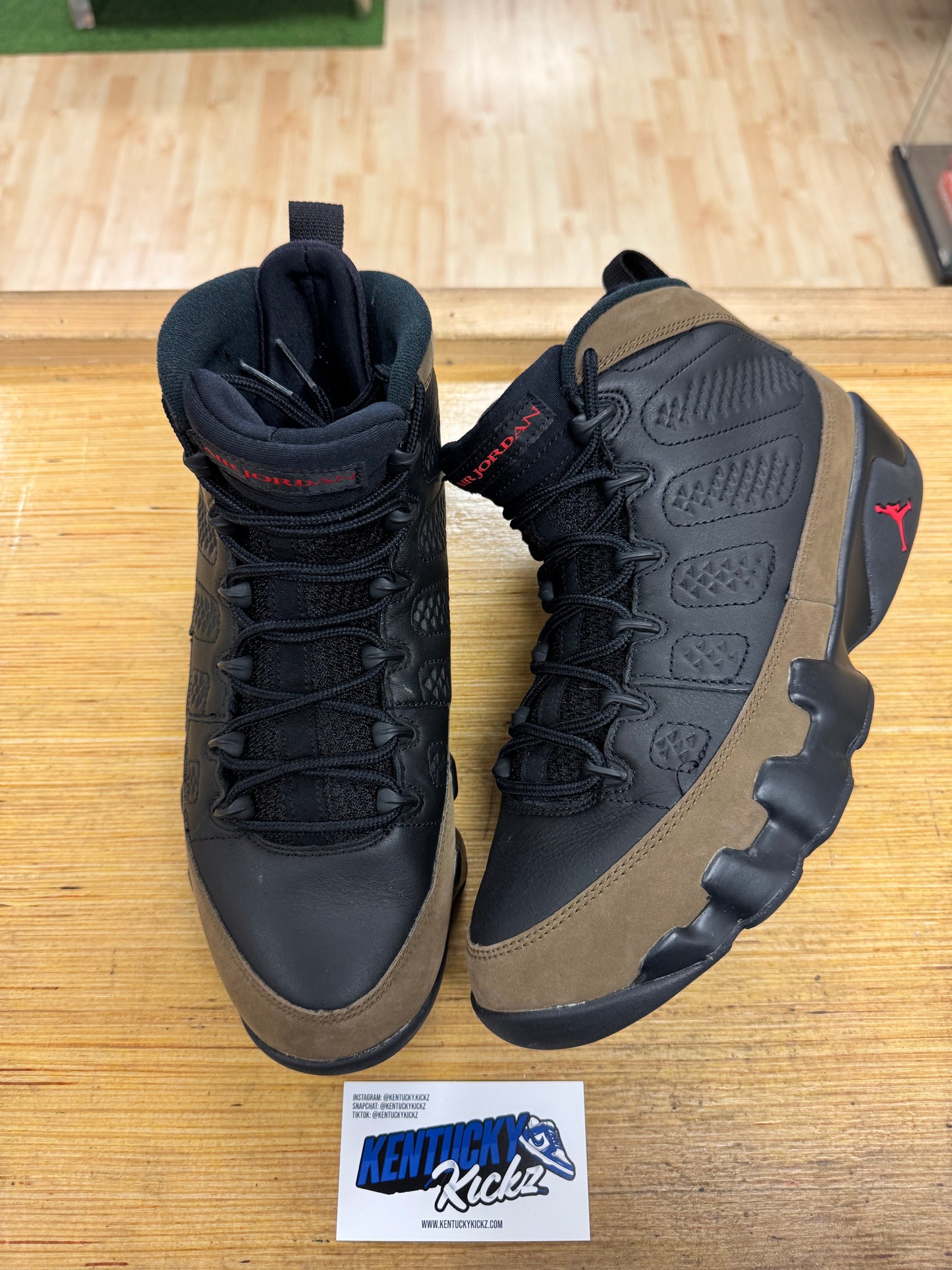 Jordan 9 Retro “Olive” 2024 (Sz 9.5)