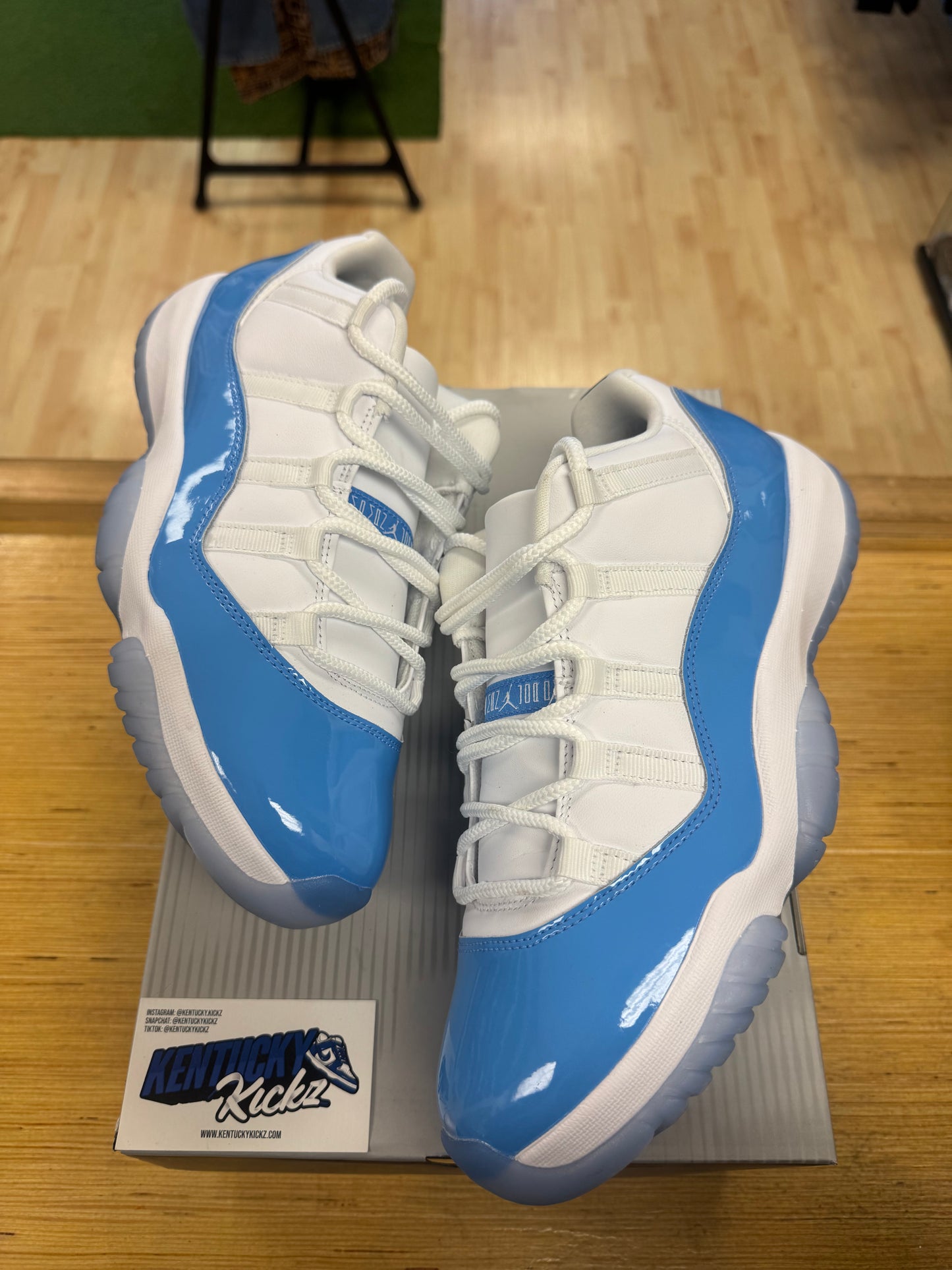 Jordan 11 Retro Low “University Blue” 2026 (Sz 10.5)