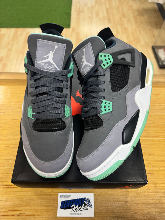 Jordan 4 Retro “Green Glow” (Sz 11)