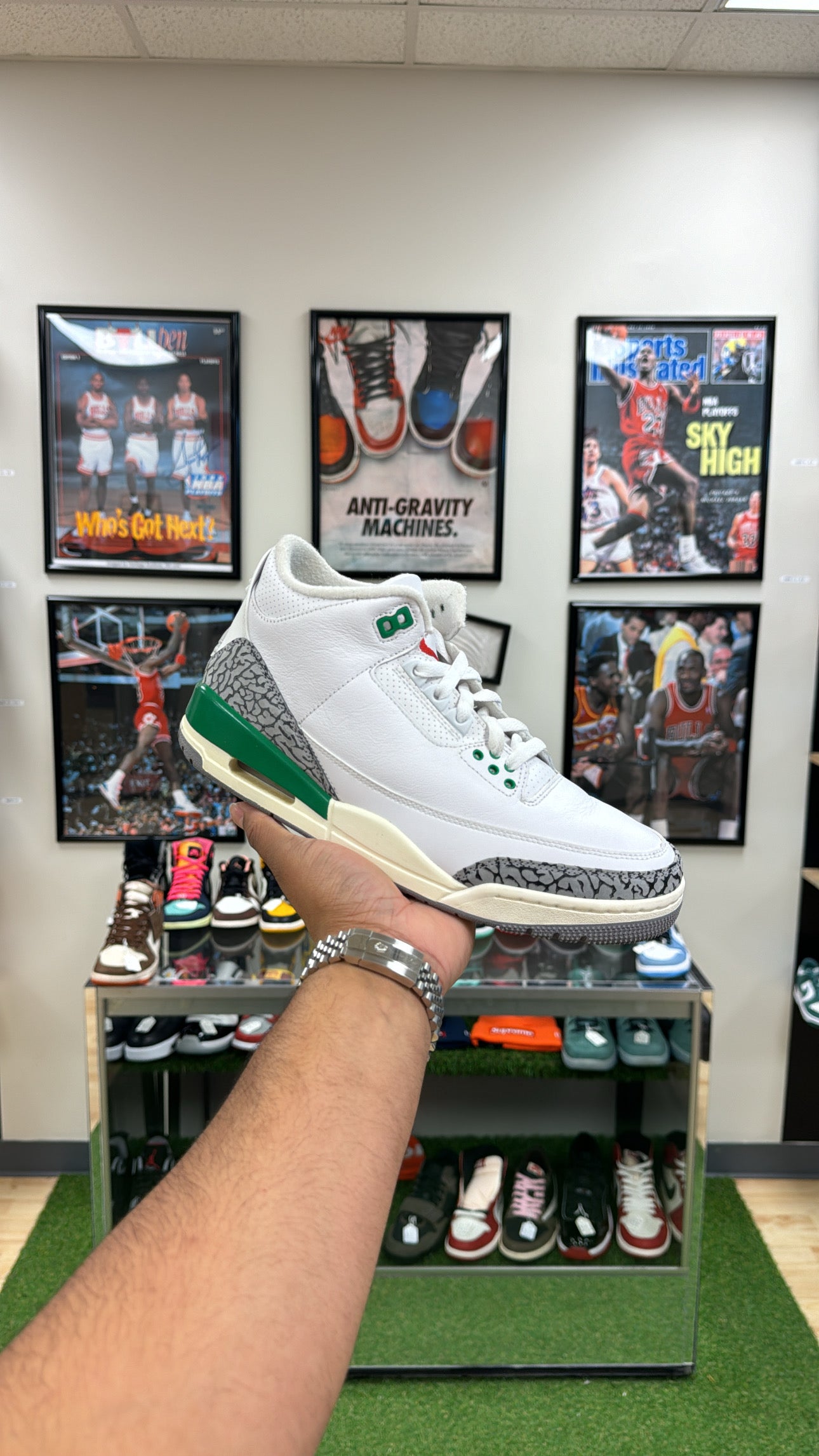 Jordan 3 Retro “Lucky Green” (Sz 9.5W / 8 Men)