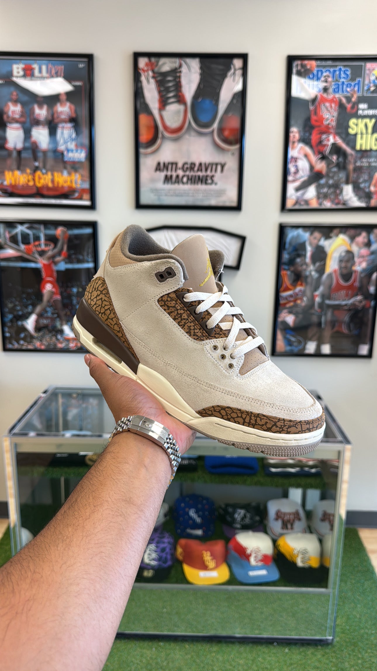 Jordan 3 Retro “Palomino” (Sz 10)