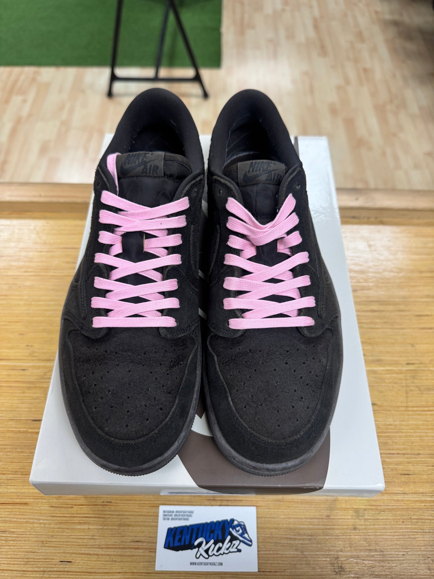 Jordan 1 Retro Low OG SP “Travis Scott Velvet Brown” (Sz 10)