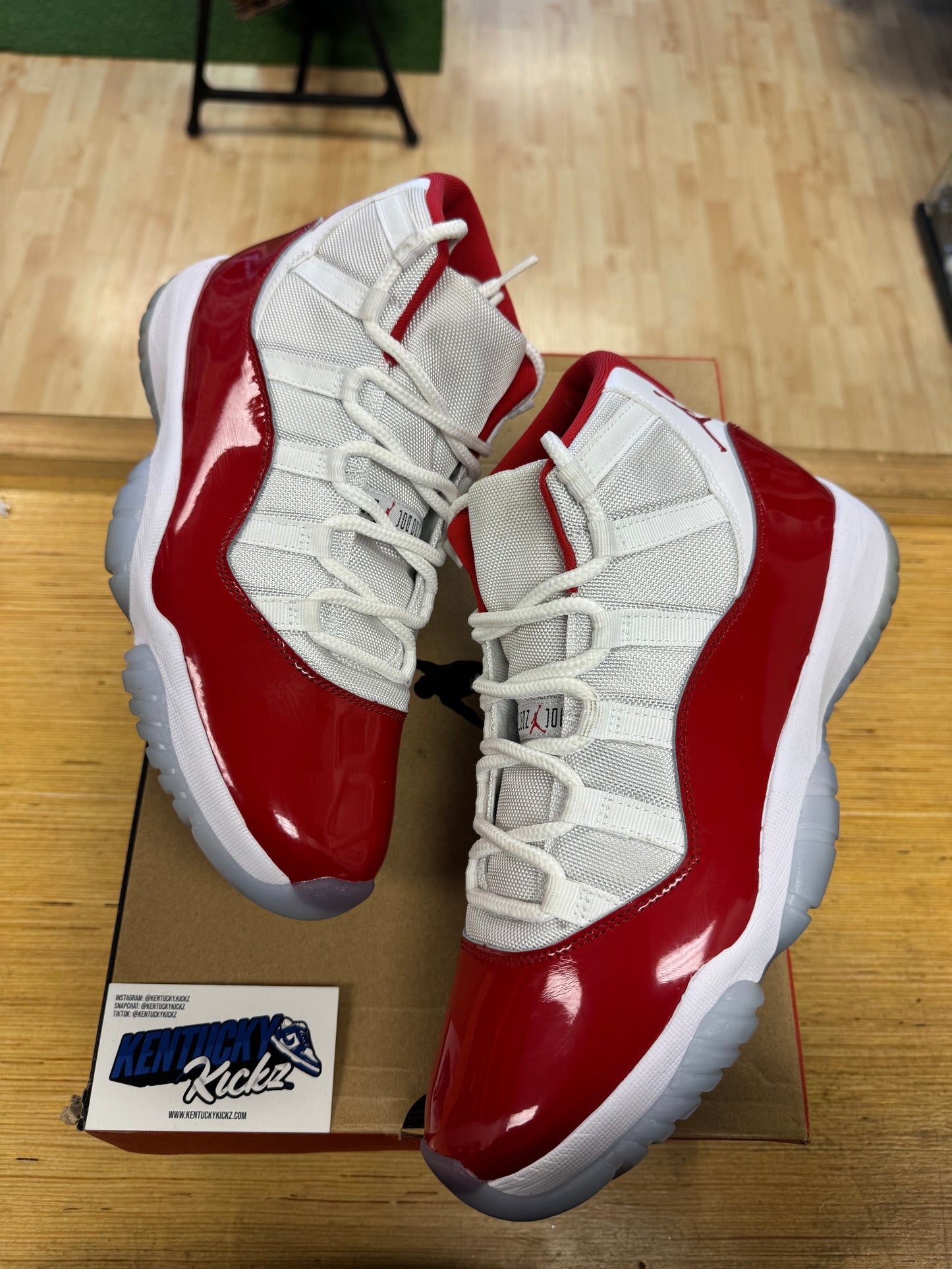 Jordan 11 Retro “Cherry” 2022 (Sz 10.5)