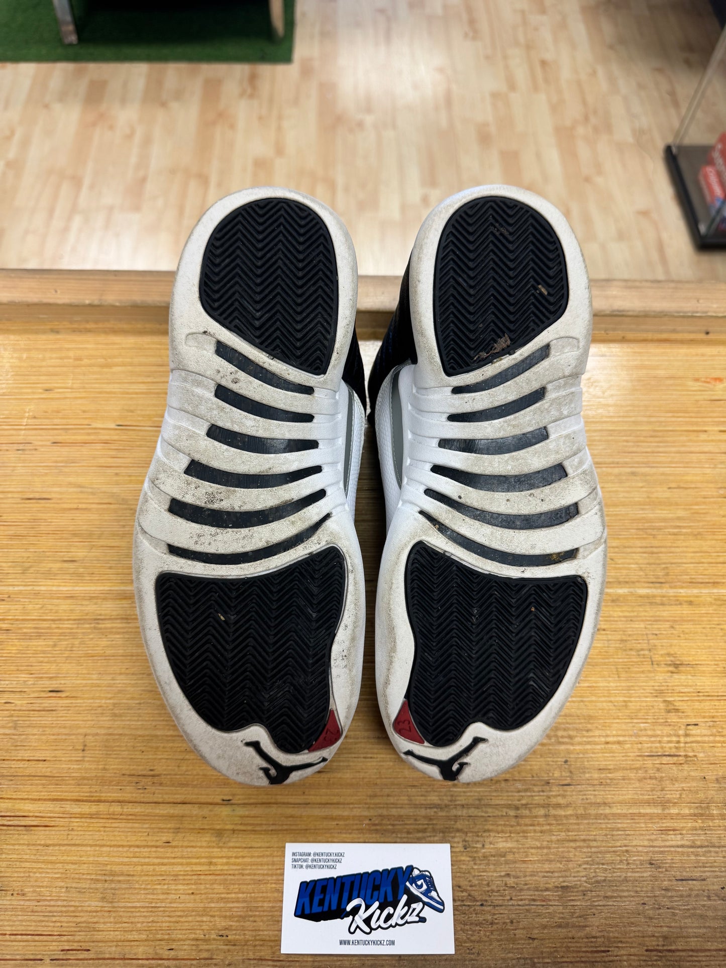Jordan 12 Retro “Playoff” 2022 (Sz 11)