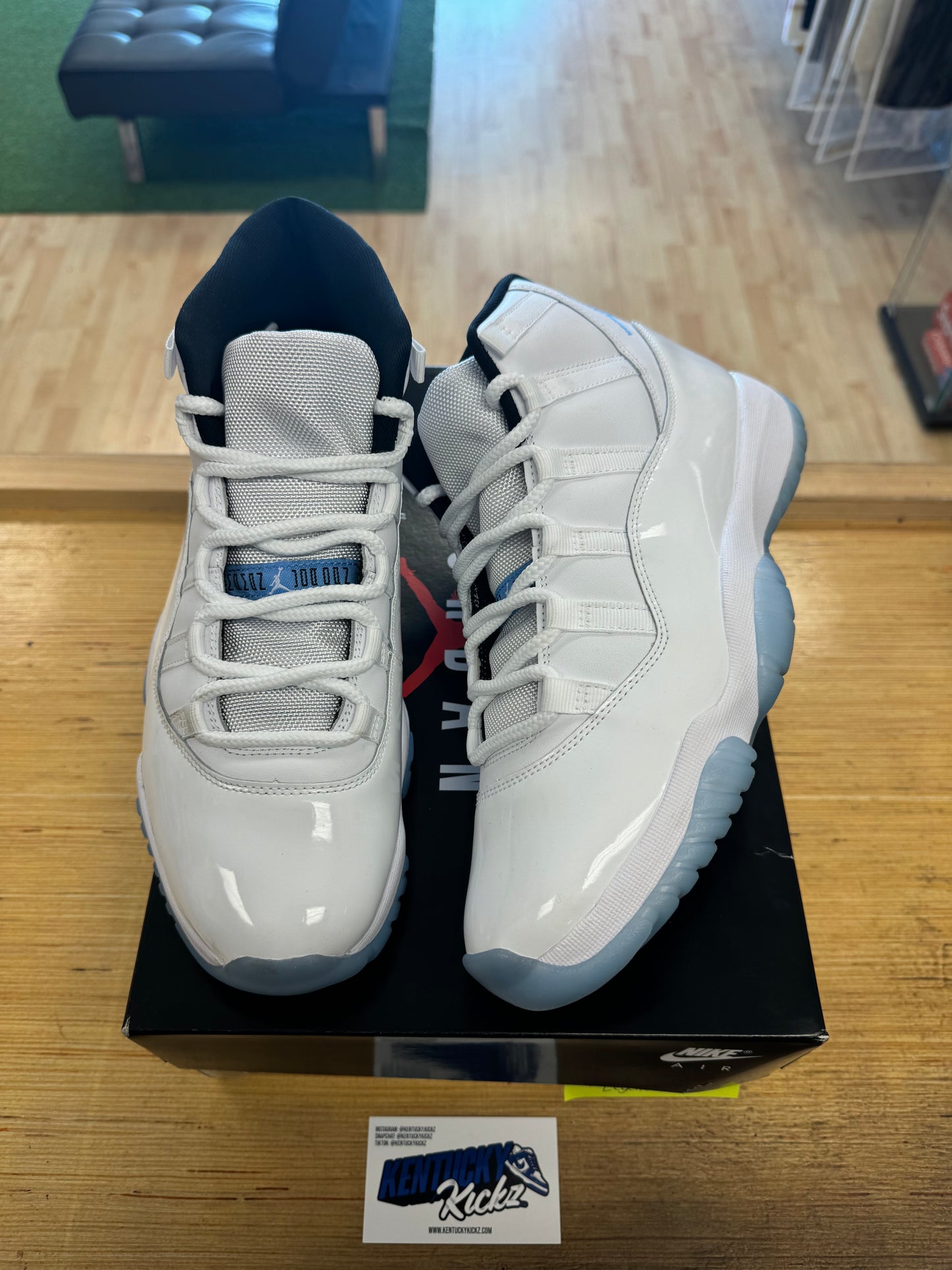 Jordan 11 Retro “Legend Blue” (Sz 10)