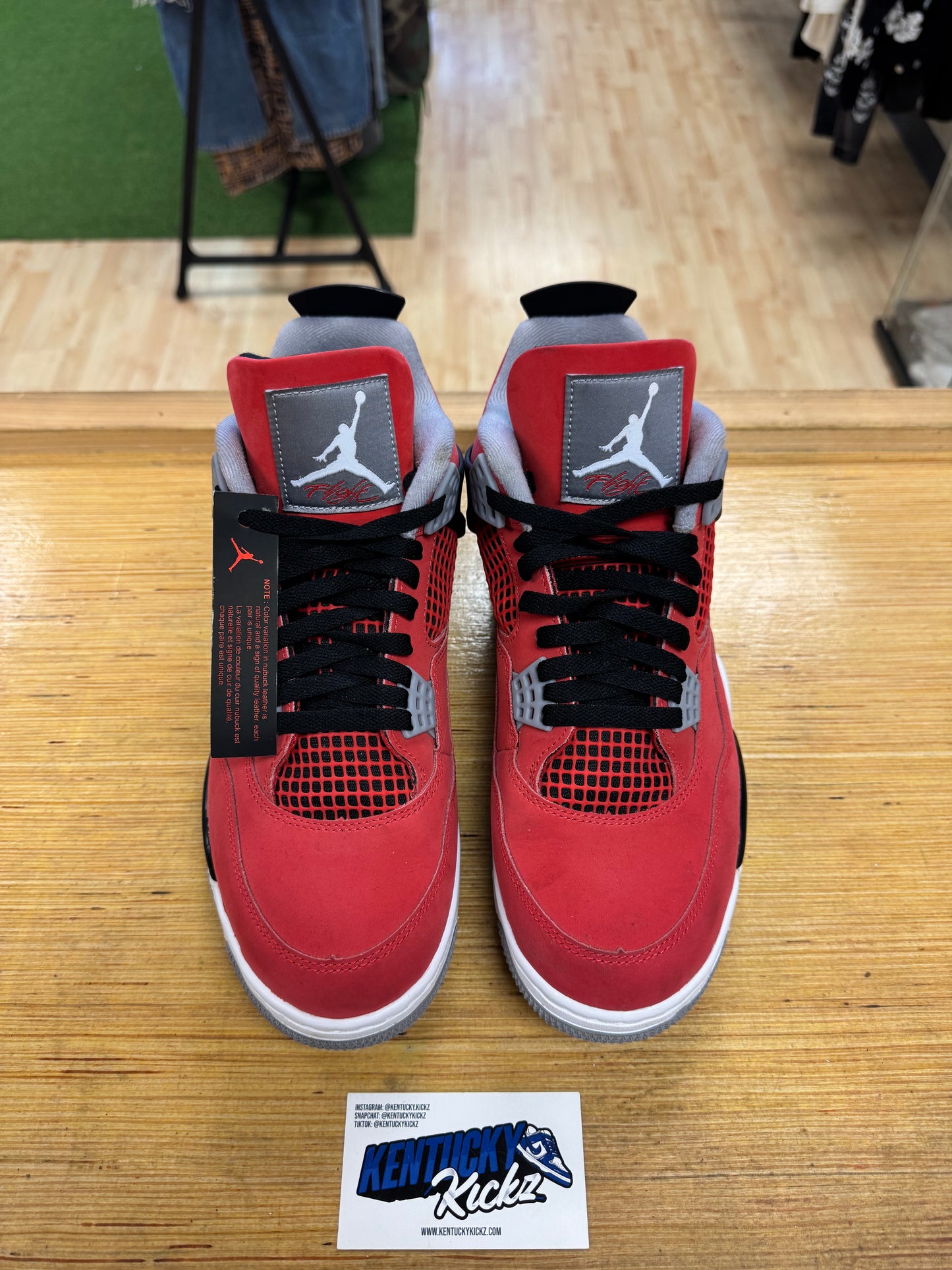 Jordan 4 Retro “Toro Bravo” 2025 (Sz 11.5)