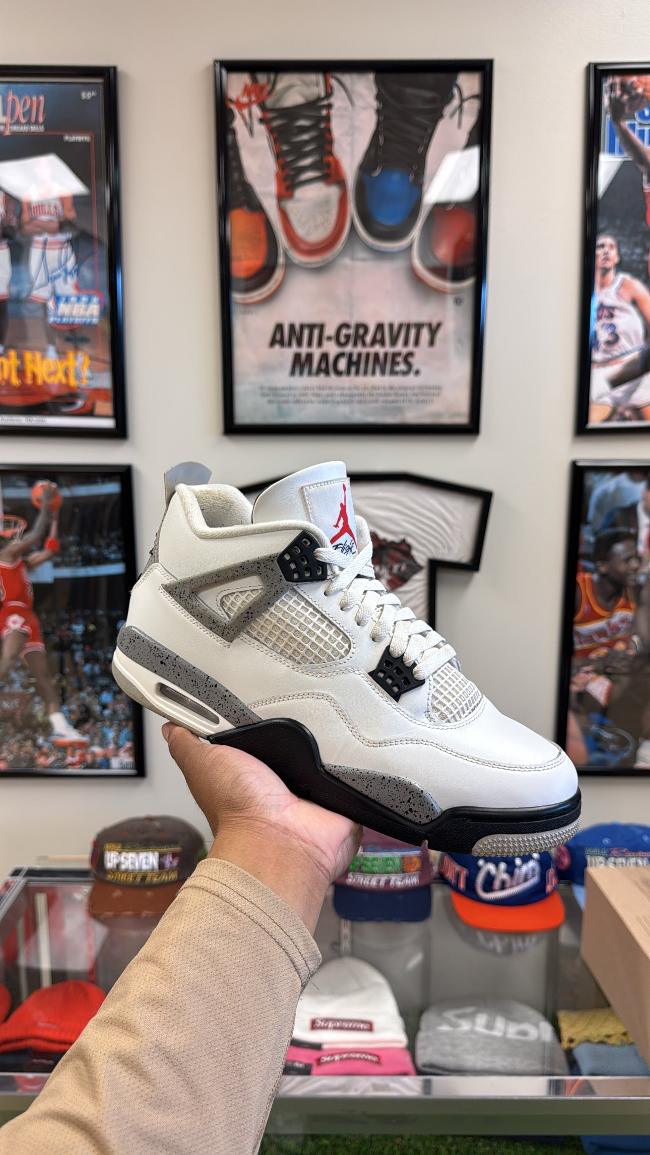 Jordan 4 Retro “White Cement” 2025 (Sz 10.5)