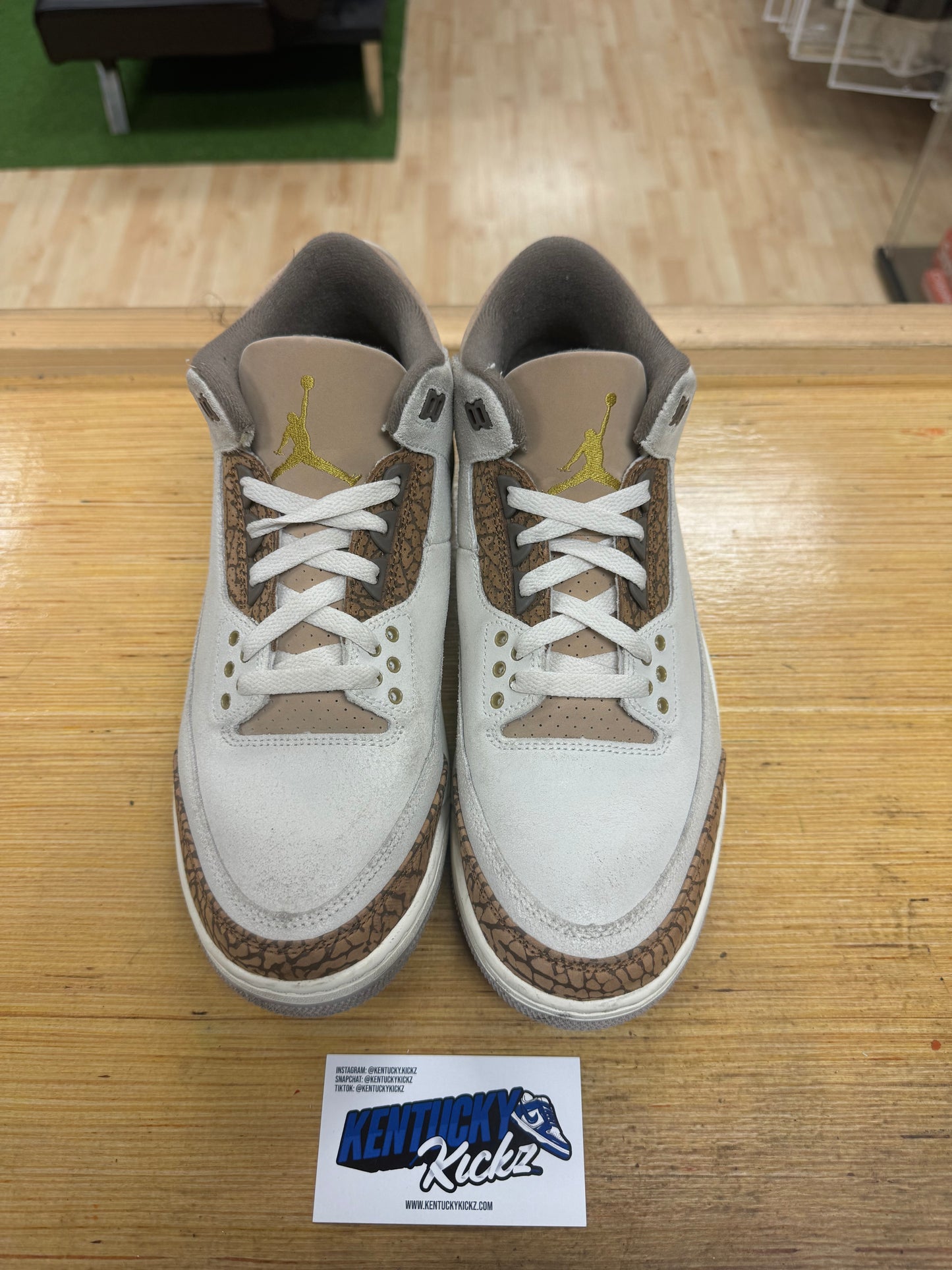 Jordan 3 Retro “Palomino” (Sz 9.5)