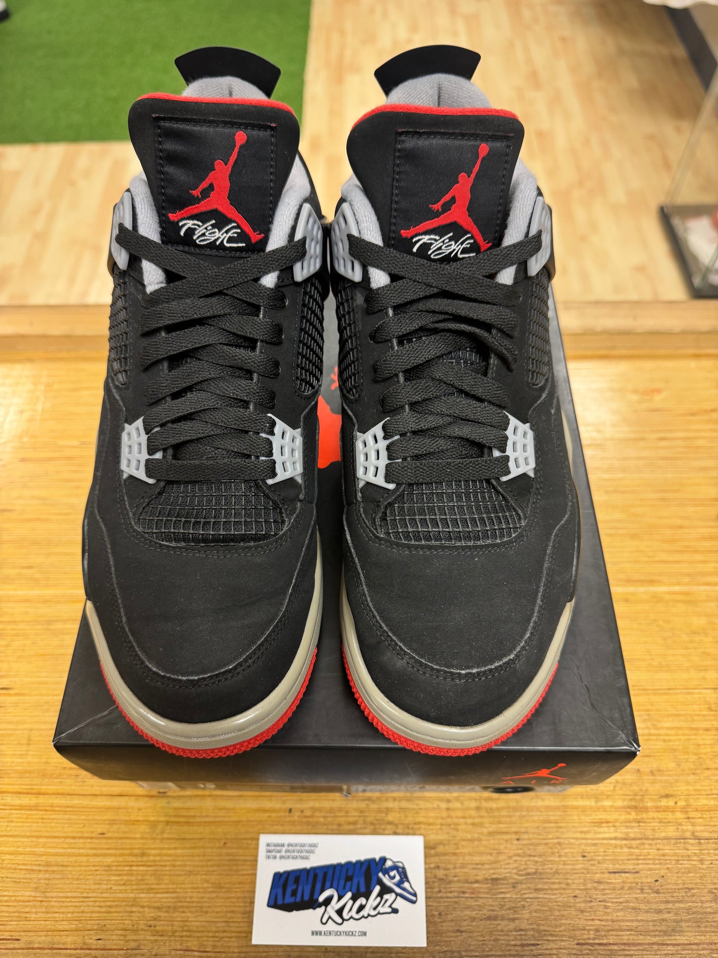 Jordan 4 Retro “Bred” 2019 (Sz 10.5)