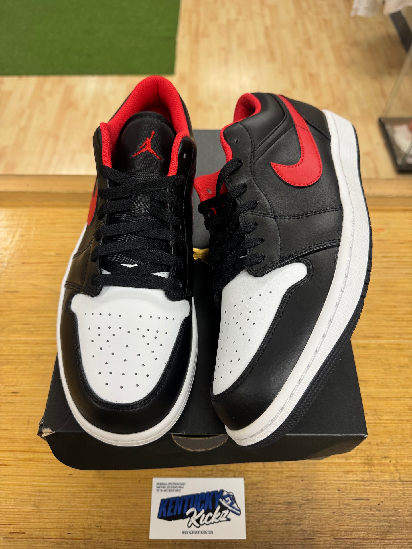 Jordan 1 Low “White Toe” (Sz 12)