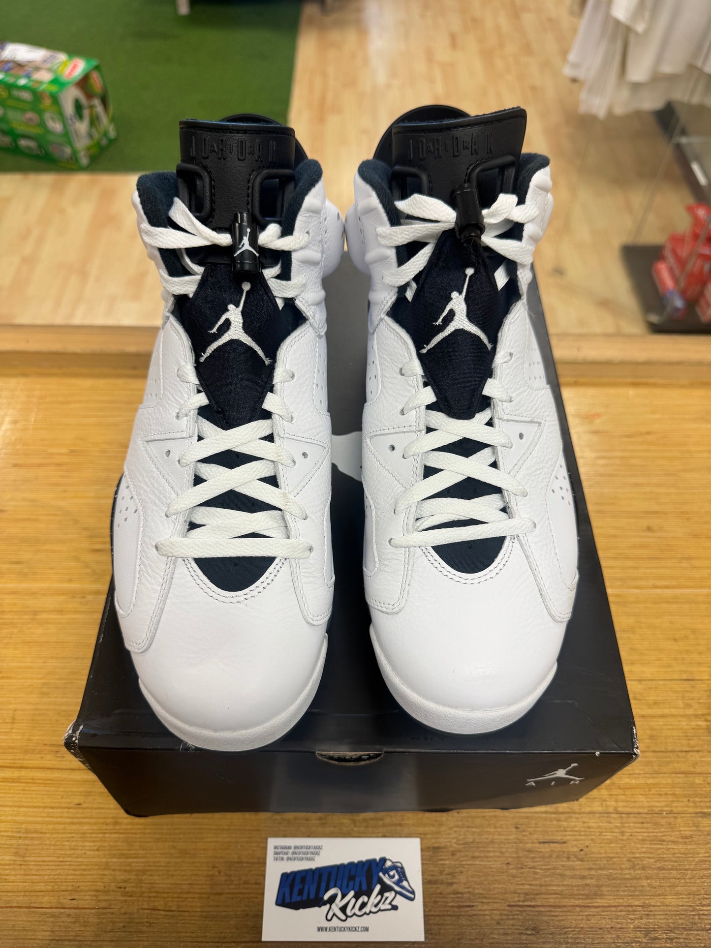 Jordan 6 Retro “Oreo” (Sz 10.5)