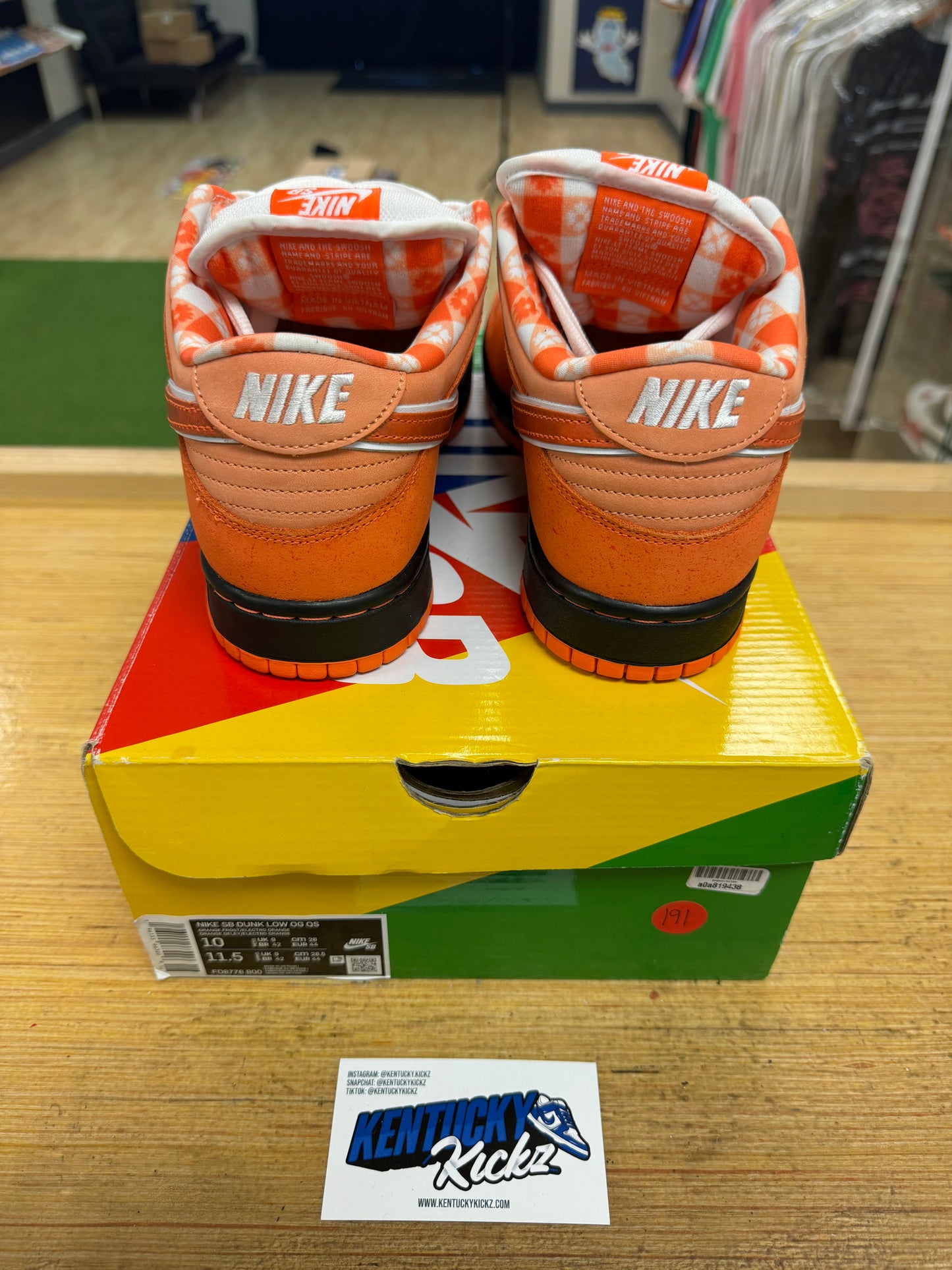 SB Dunk Low “Orange Lobster” (Sz 10) (VNDS)