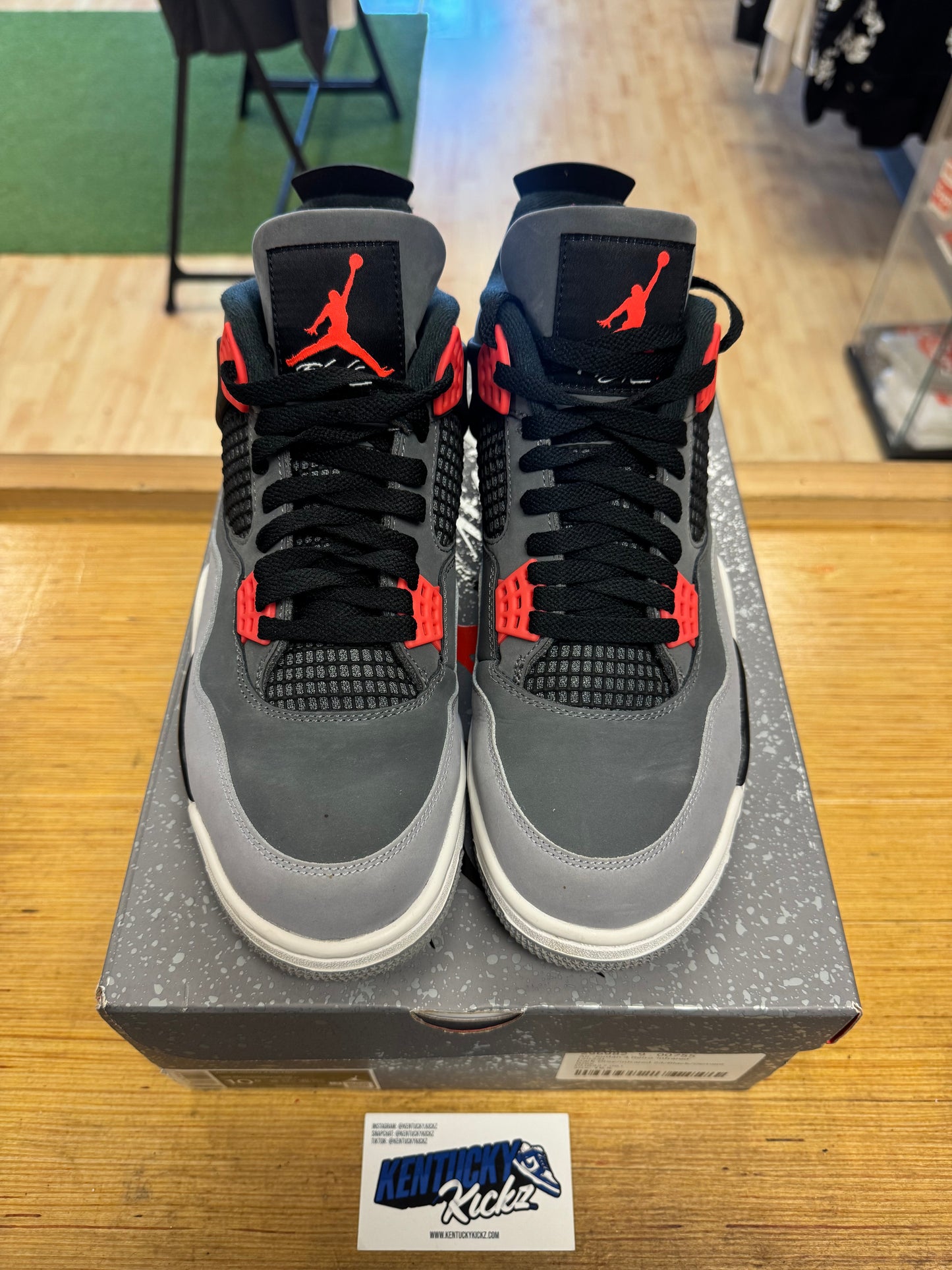 Jordan 4 Retro “Infrared” (Sz 10.5)