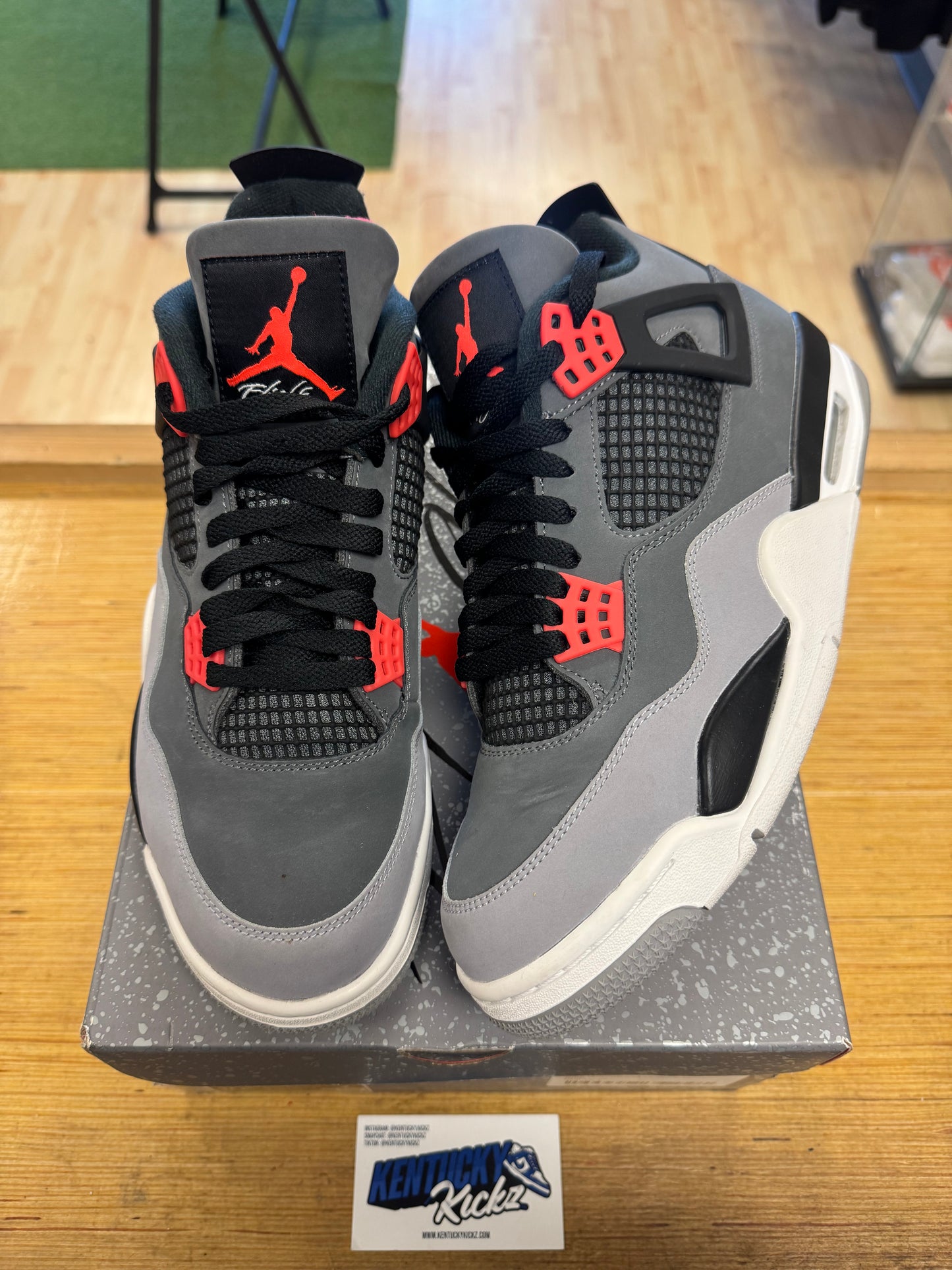 Jordan 4 Retro “Infrared” (Sz 10.5)