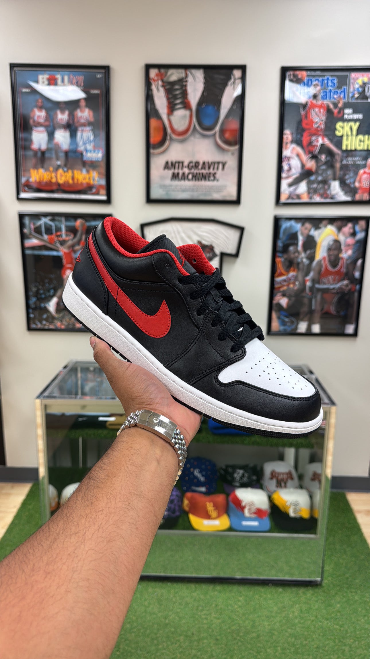 Jordan 1 Low “White Toe” (Sz 12)