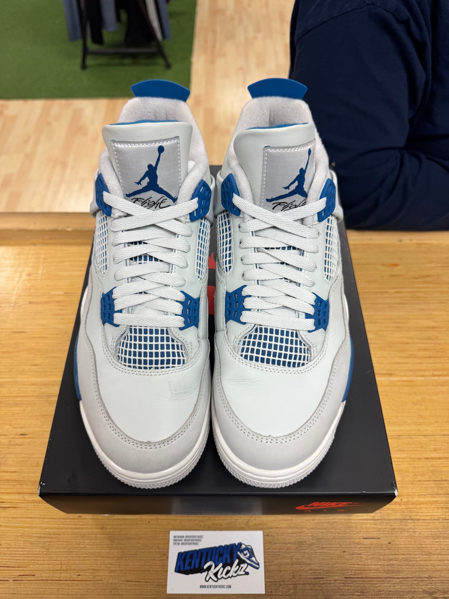 Jordan 4 Retro “Military Blue” 2024 (Sz 10.5)