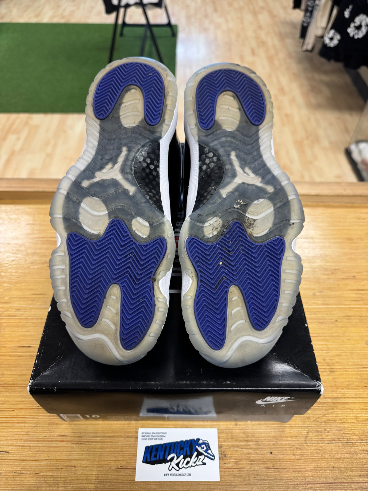 Jordan 11 Retro “Concord” 2018 (Sz 10)