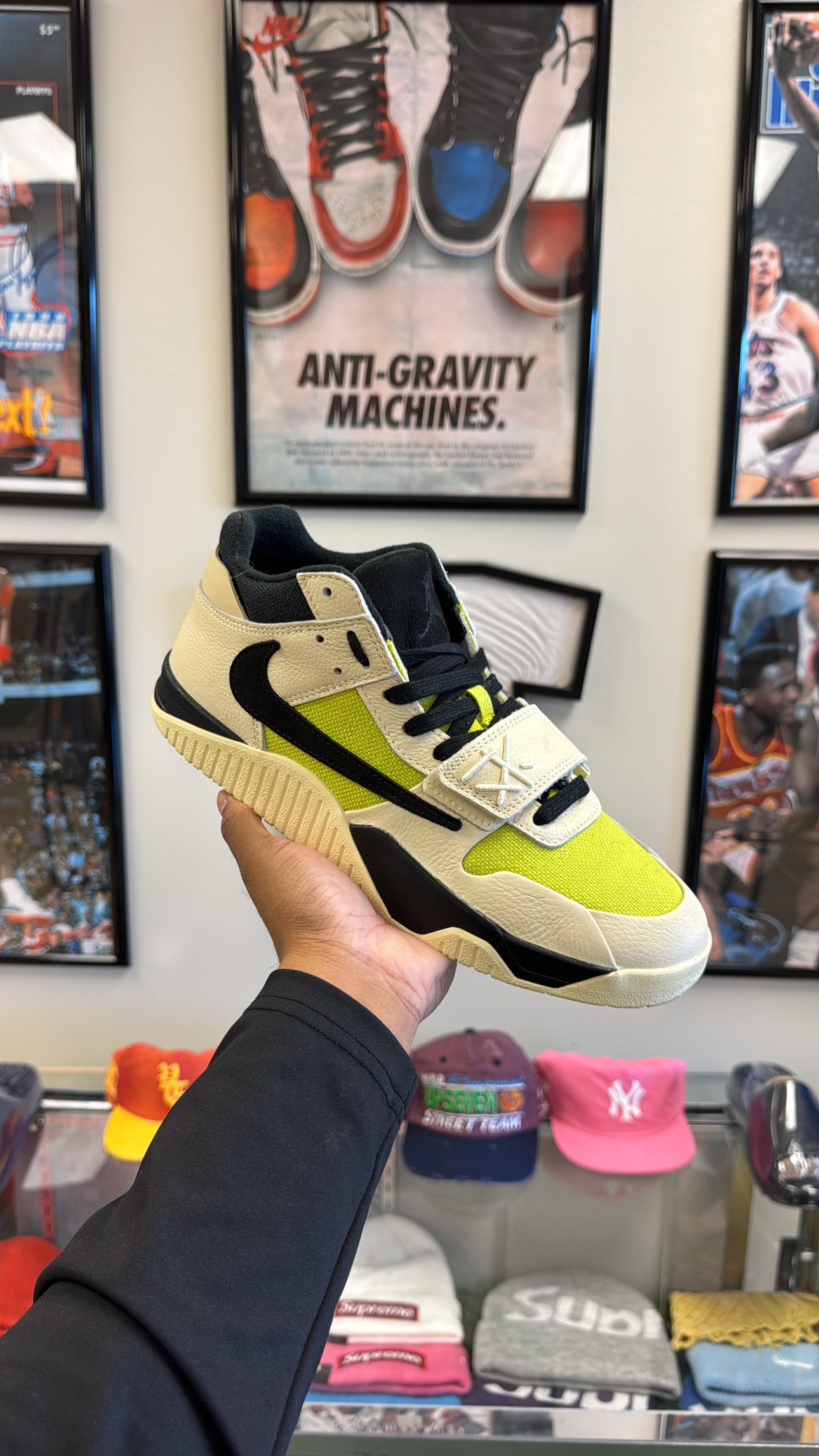 Jumpman Jack TR “Travis Scott Bright Cactus” (Sz 10)