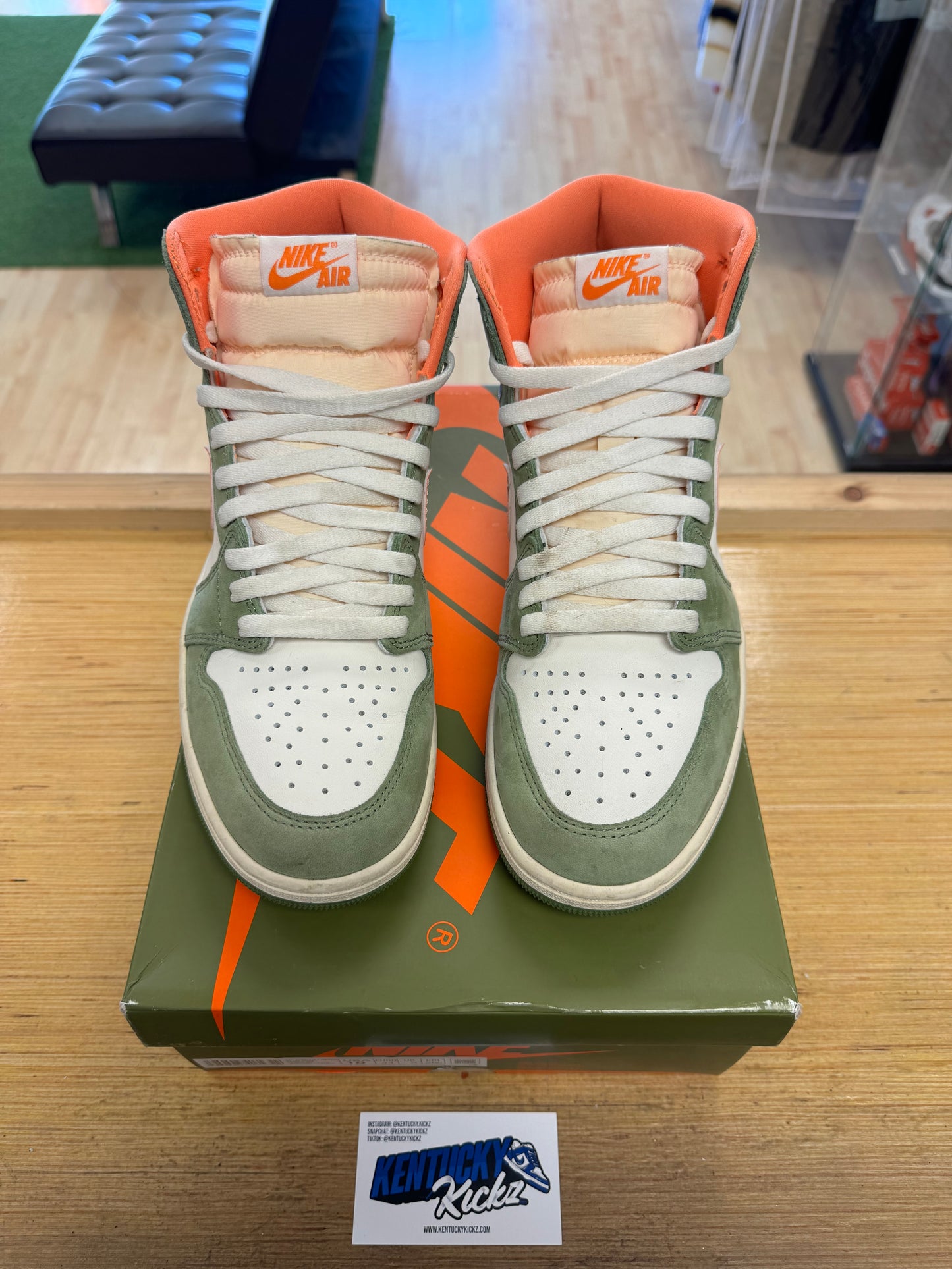 Jordan 1 Retro OG “Craft Celadon” (Sz 10)