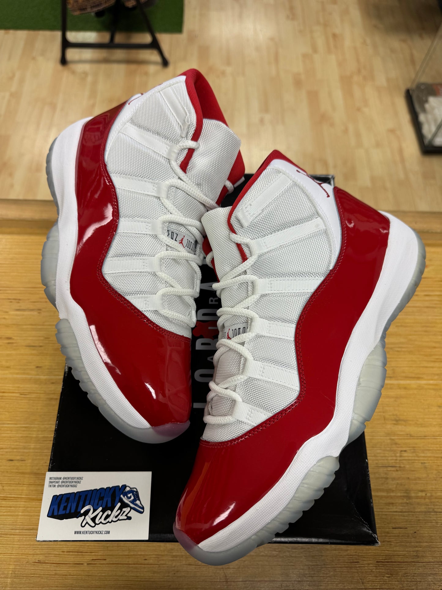 Jordan 11 Retro “Cherry” 2022 (Sz 13)