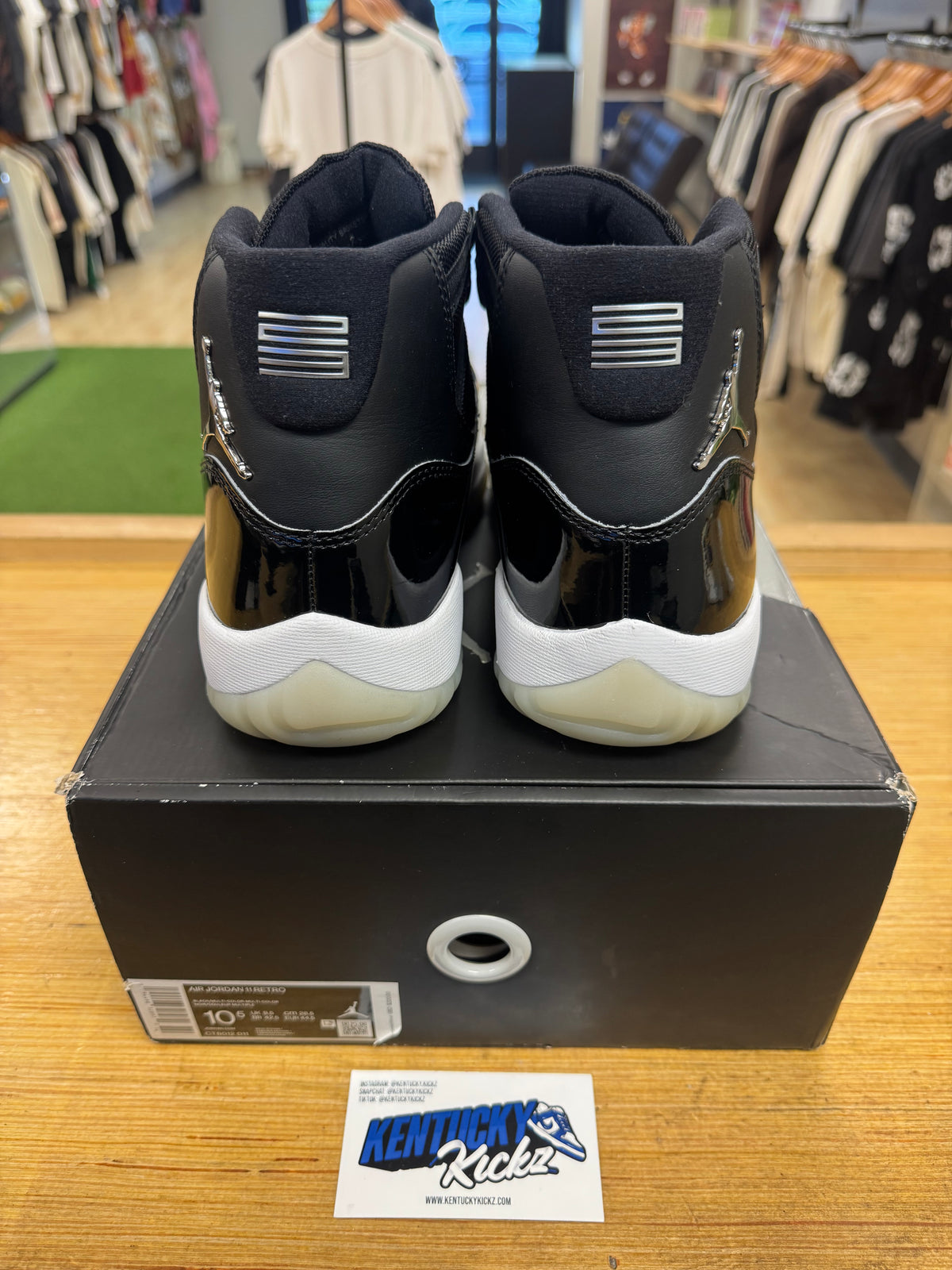 Jordan 11 Retro “Jubilee 25th Anniversary” (Sz 10.5)