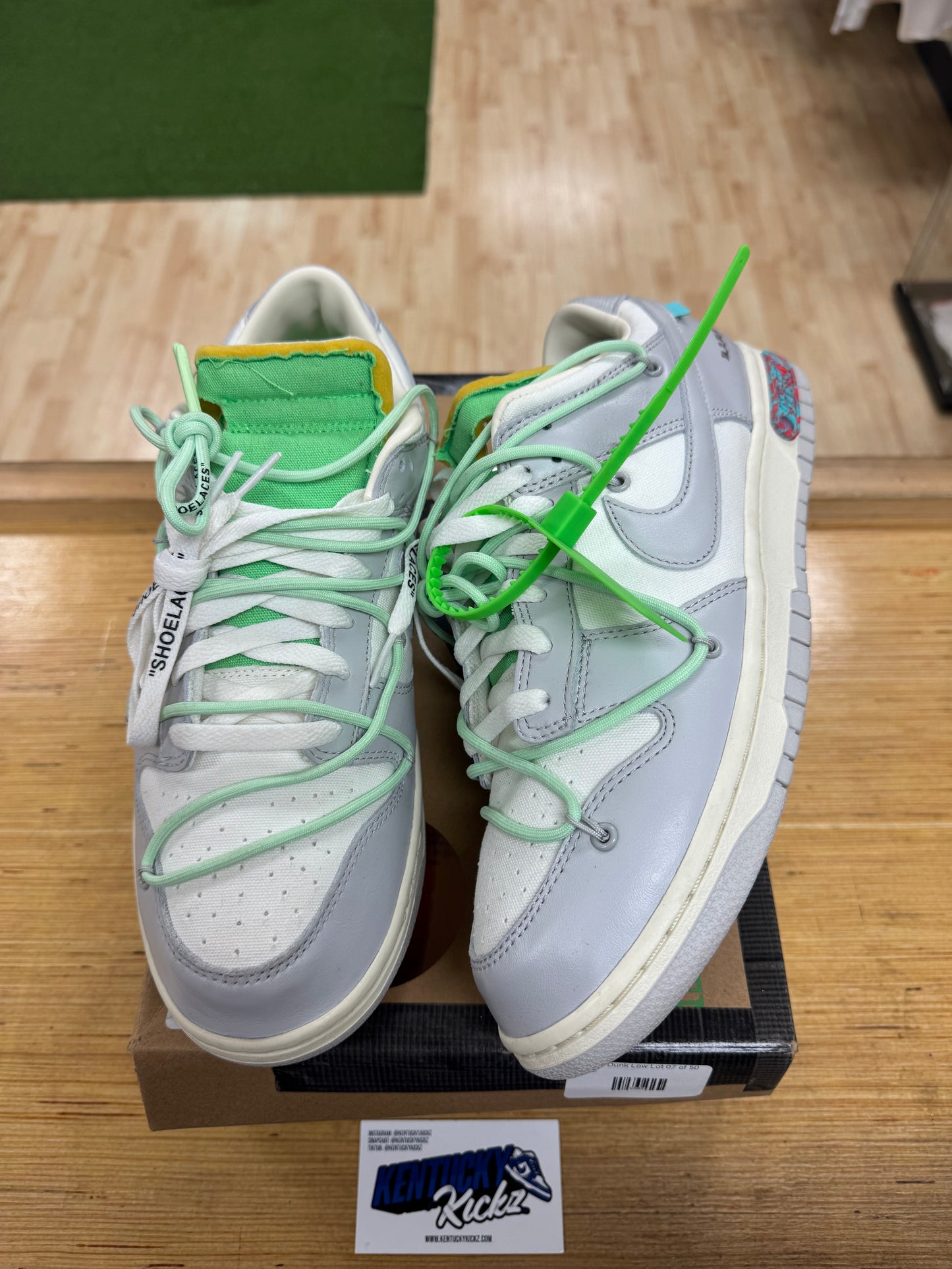 Dunk Low Off-White “Lot 7” (Sz 12)