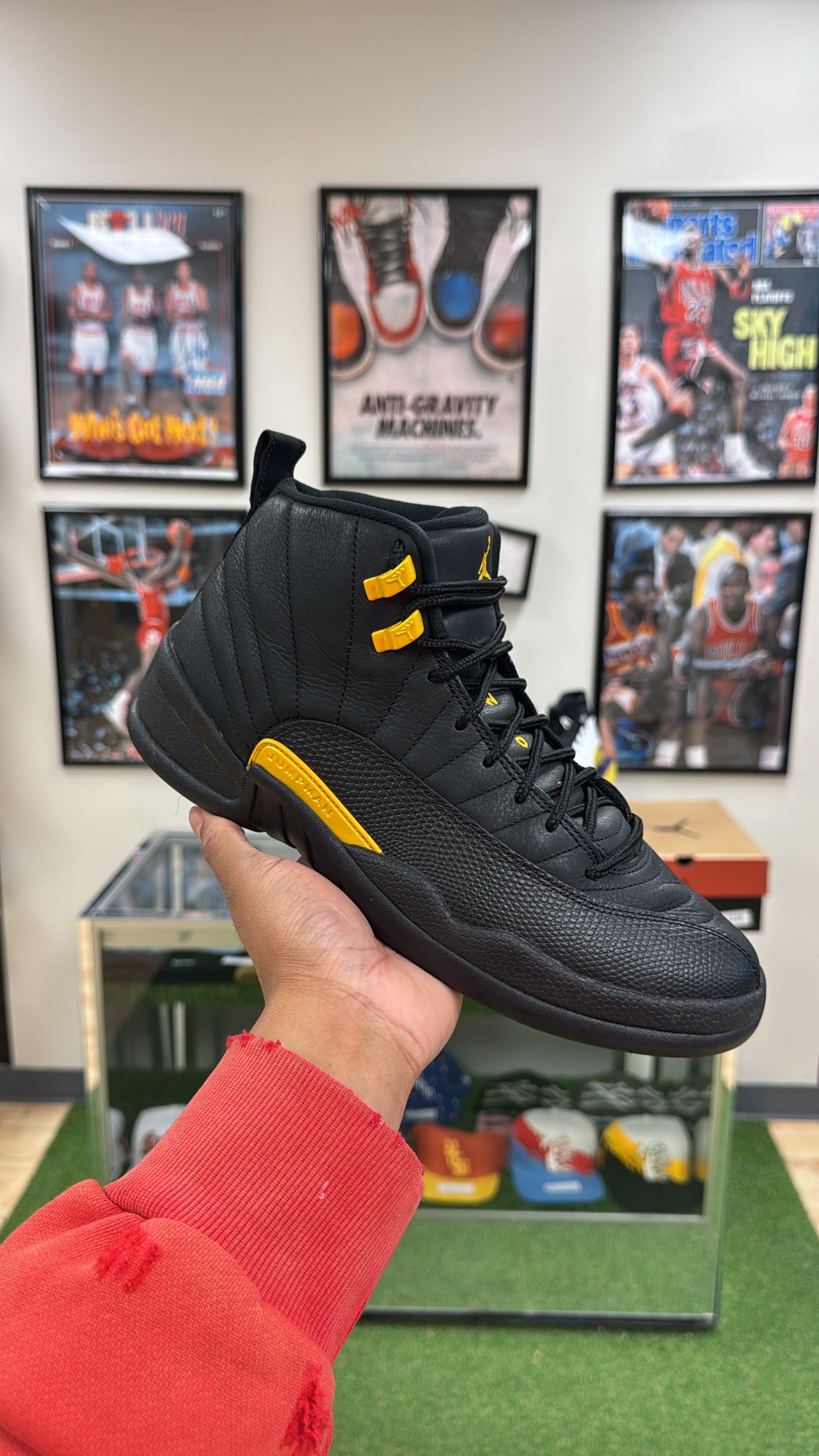 Jordan 12 Retro “Black Taxi” (Sz 10)