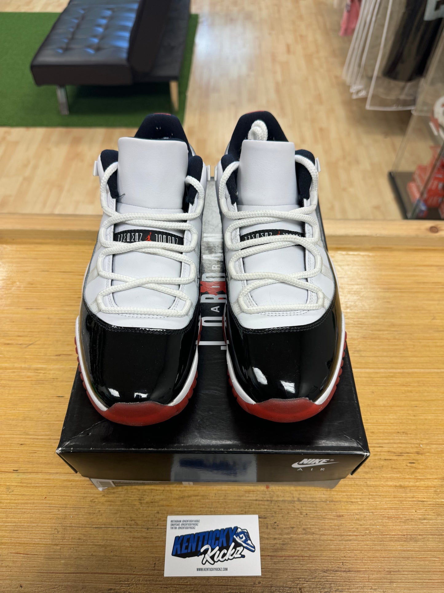 Jordan 11 Low “Concord Bred” (Sz 11)