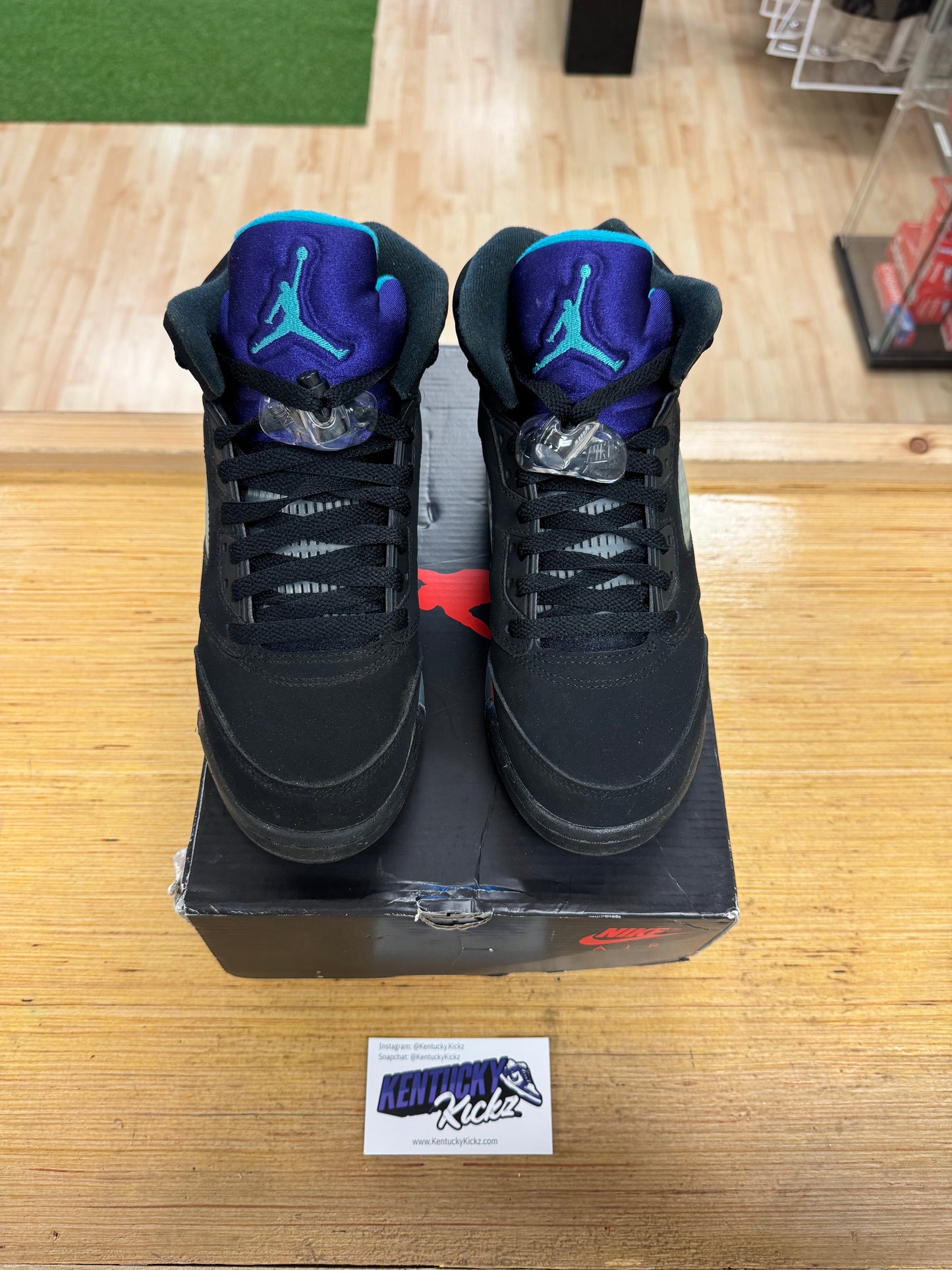 Jordan 5 Retro “Top 3” (Sz 7Y) (USED 1x)