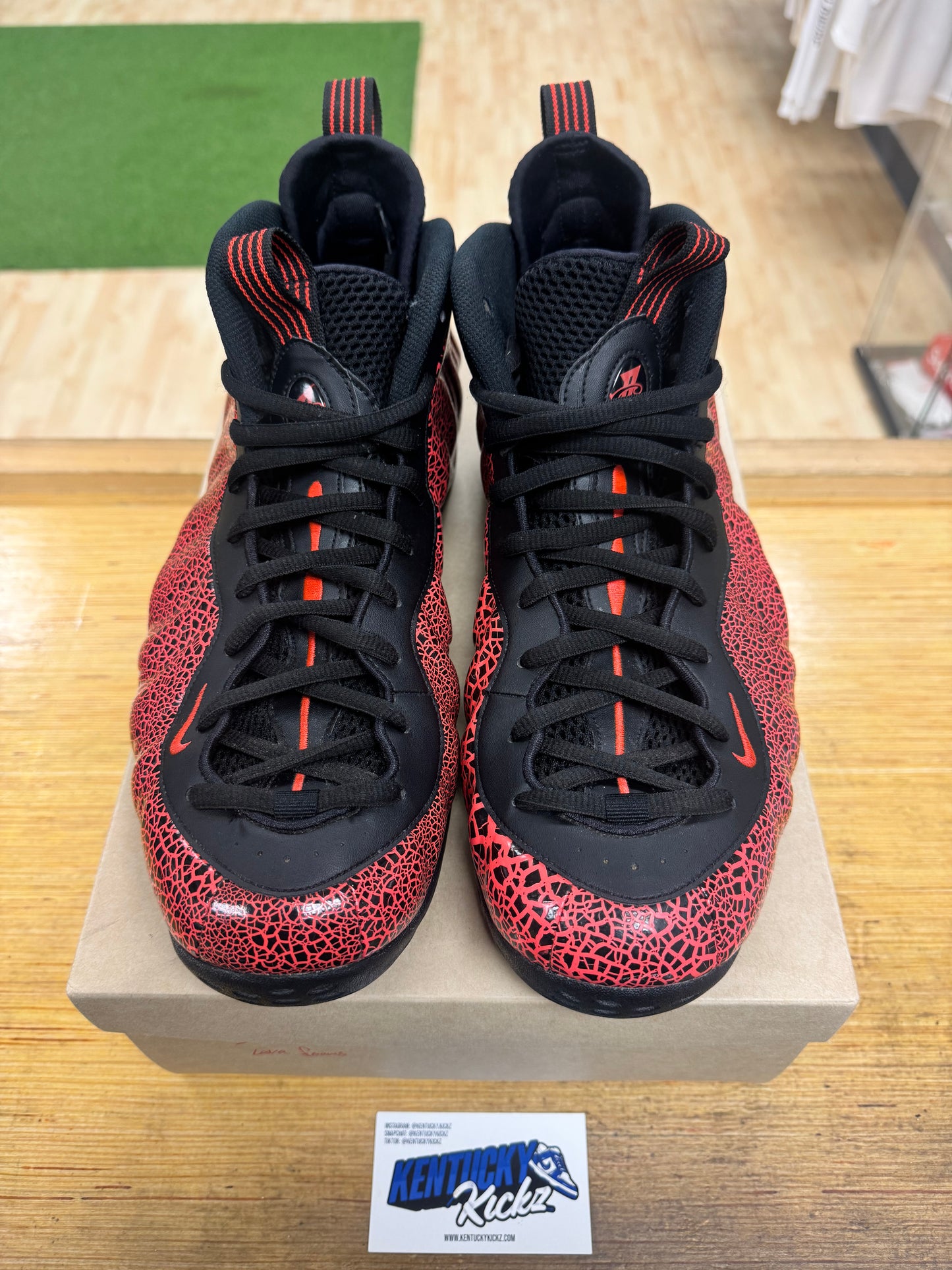 Air Foamposite “Cracked Lava” (Sz 13)