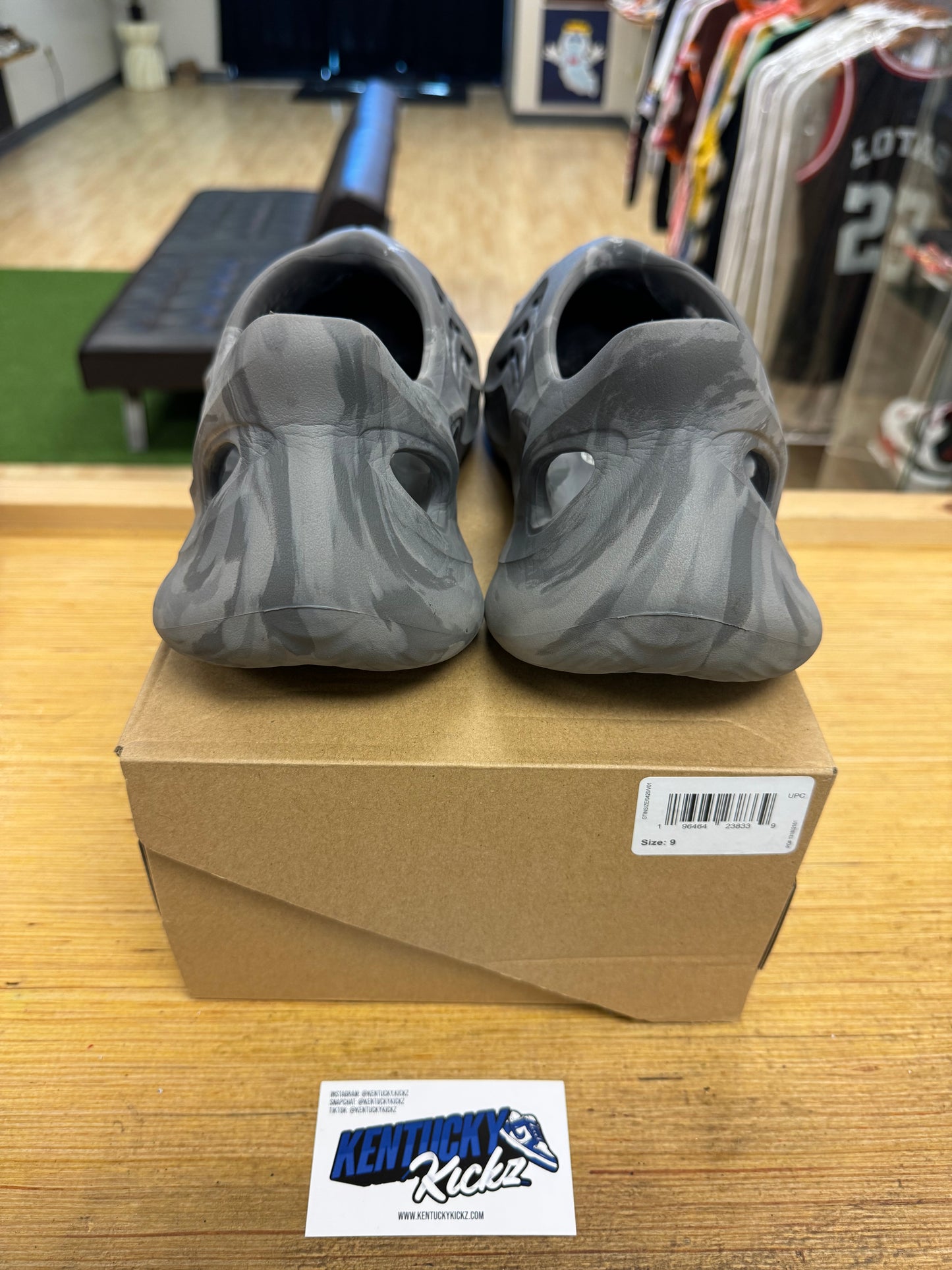 Yeezy Foam RNR “Mx Granite” (Sz 9)