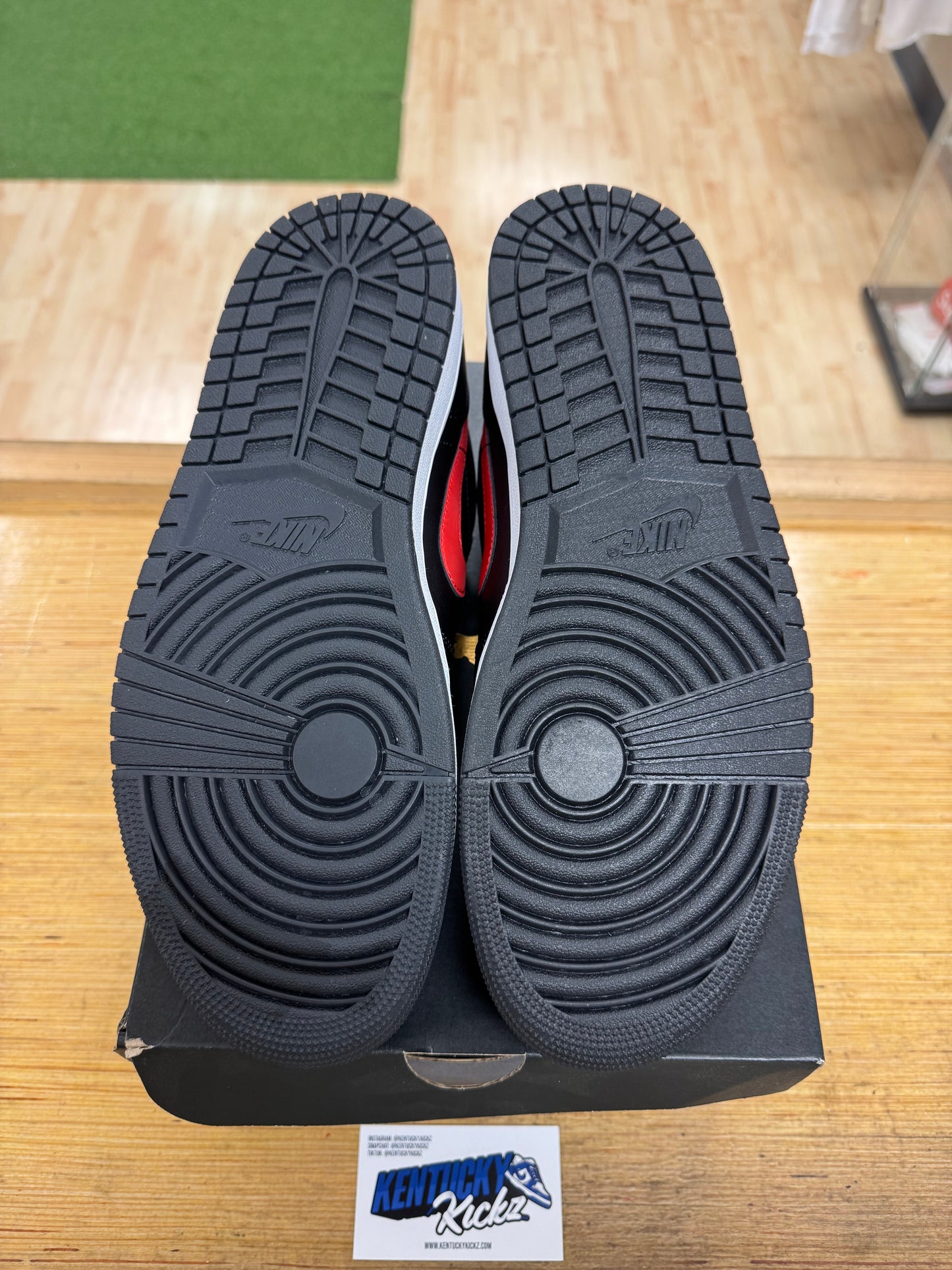 Jordan 1 Low “White Toe” (Sz 12)