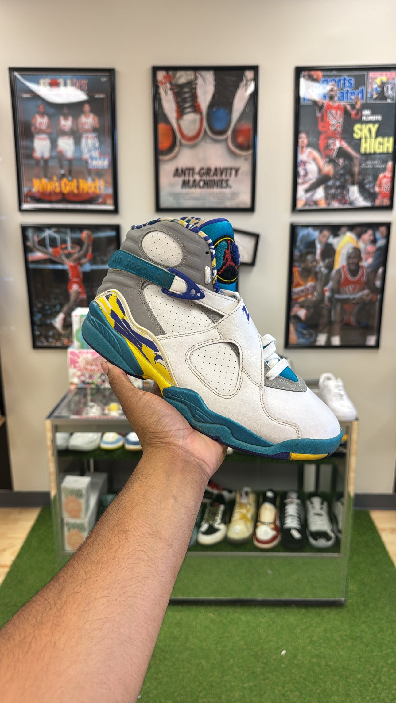 Jordan 8 Retro “White Aqua” (Sz 9W / 7.5 Men)
