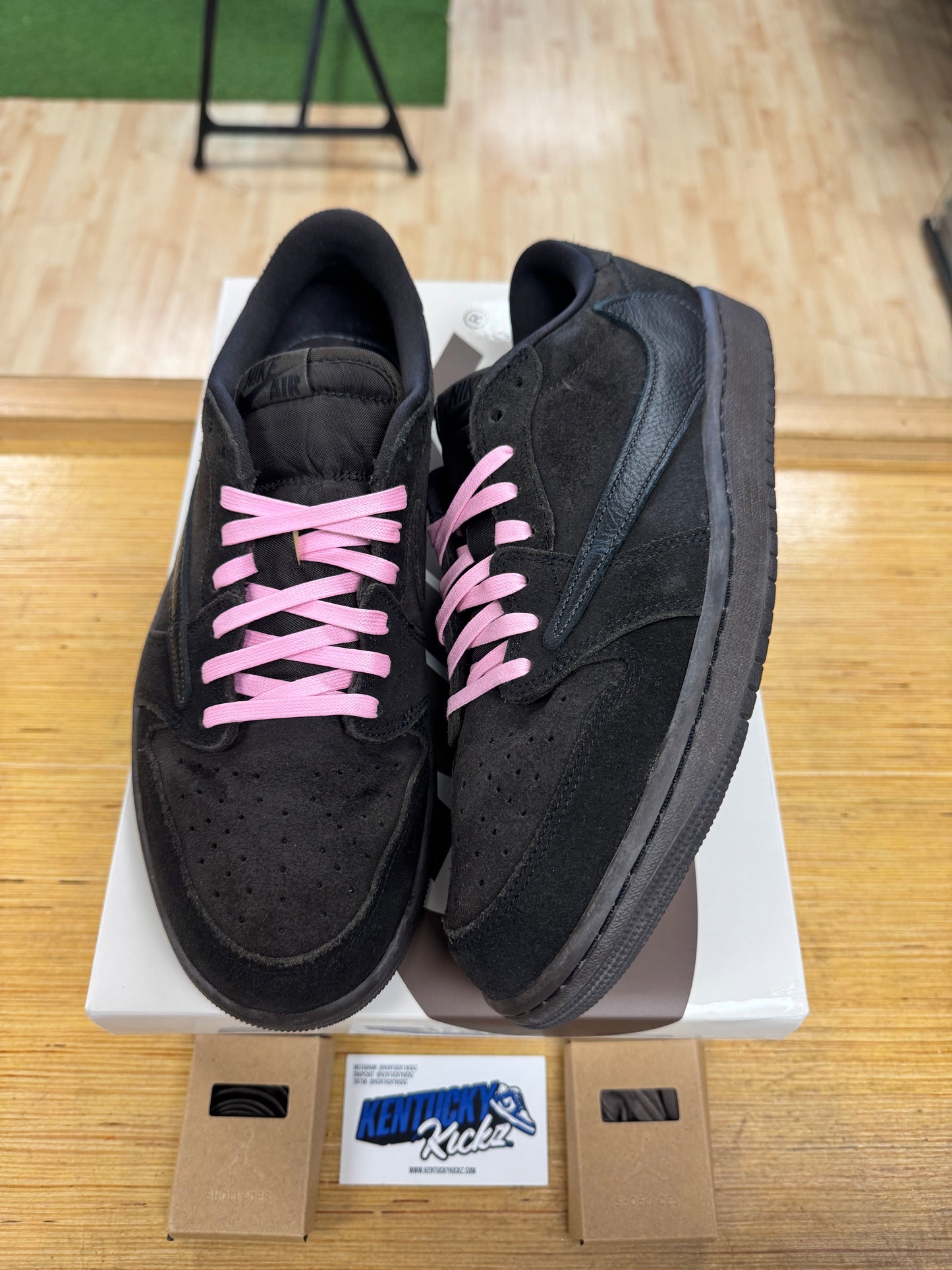 Jordan 1 Retro Low OG SP “Travis Scott Velvet Brown” (Sz 10)