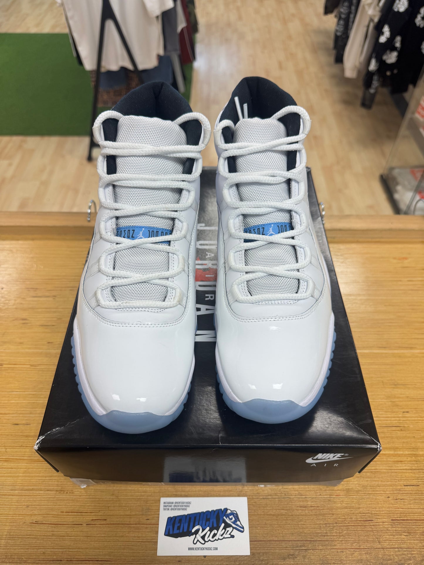 Jordan 11 Retro “Legend Blue” 2024 (Sz 12)