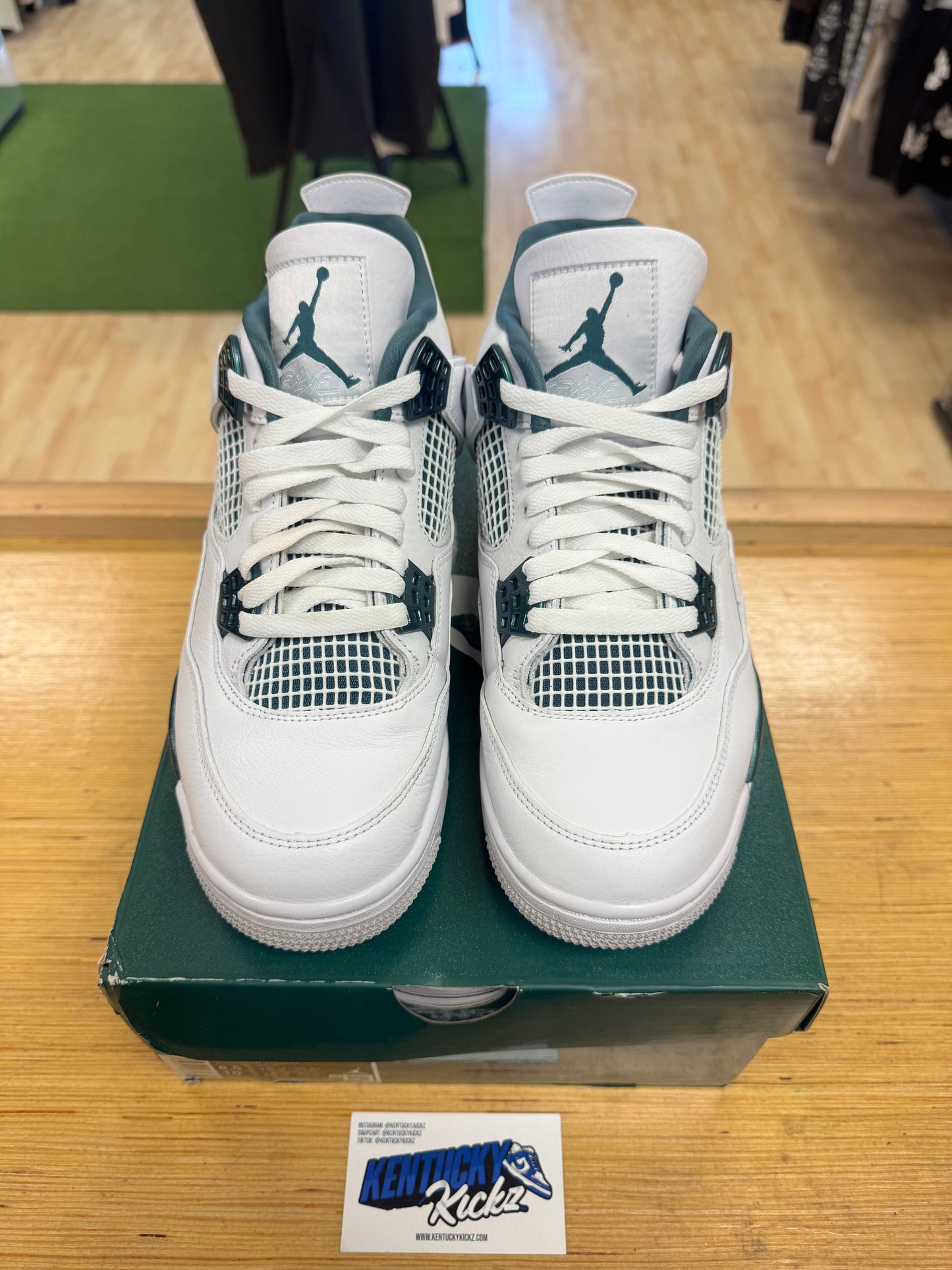 Jordan 4 Retro “Oxidized Green” (Sz 8.5)
